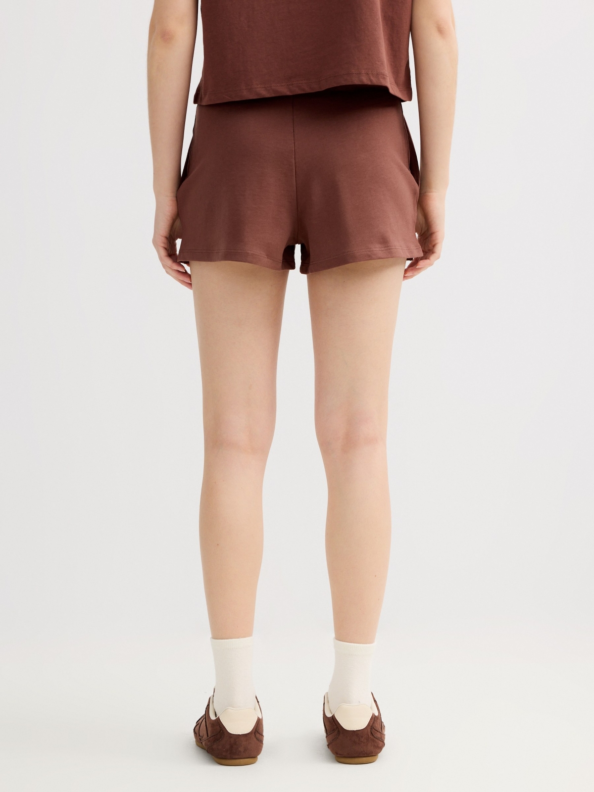 Short Paradise felpa chocolate vista geral frontal