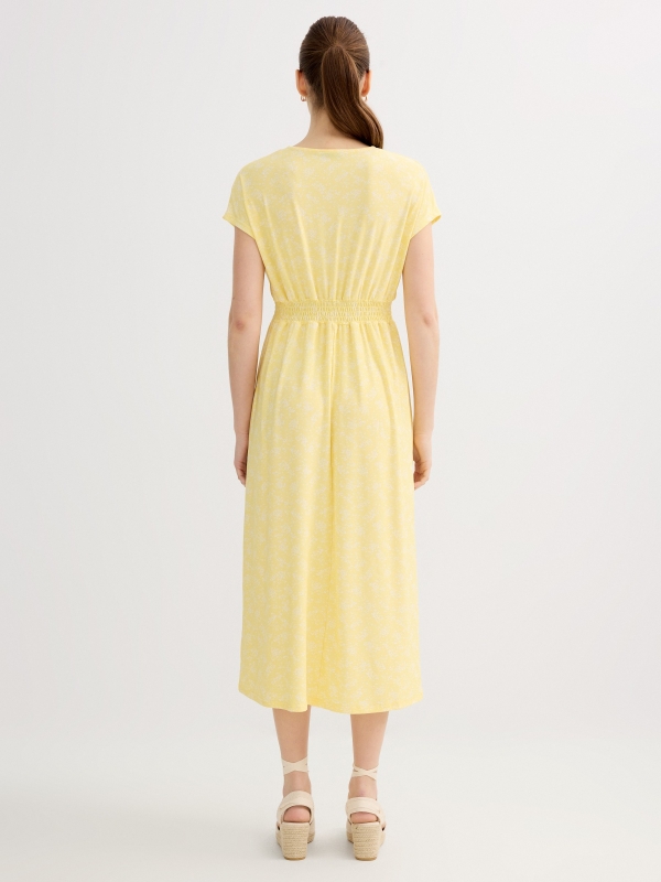 Vestido midi floral com lastex amarelo vista meia traseira