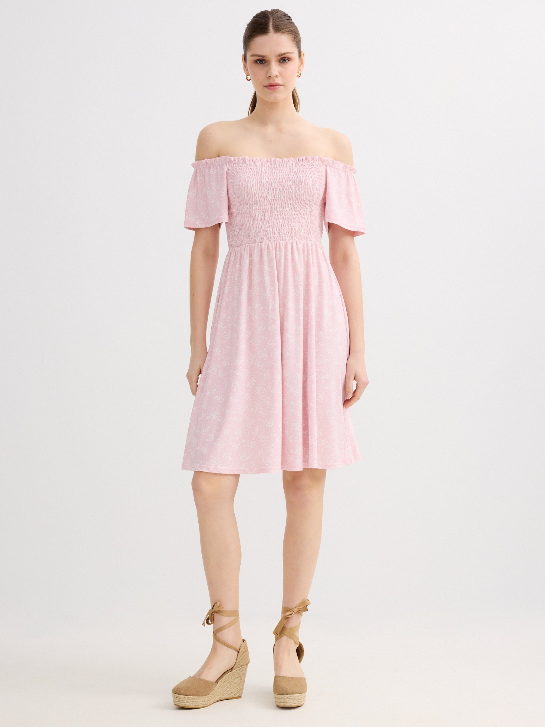 Vestido nido de abeja flores rosa claro vista media frontal