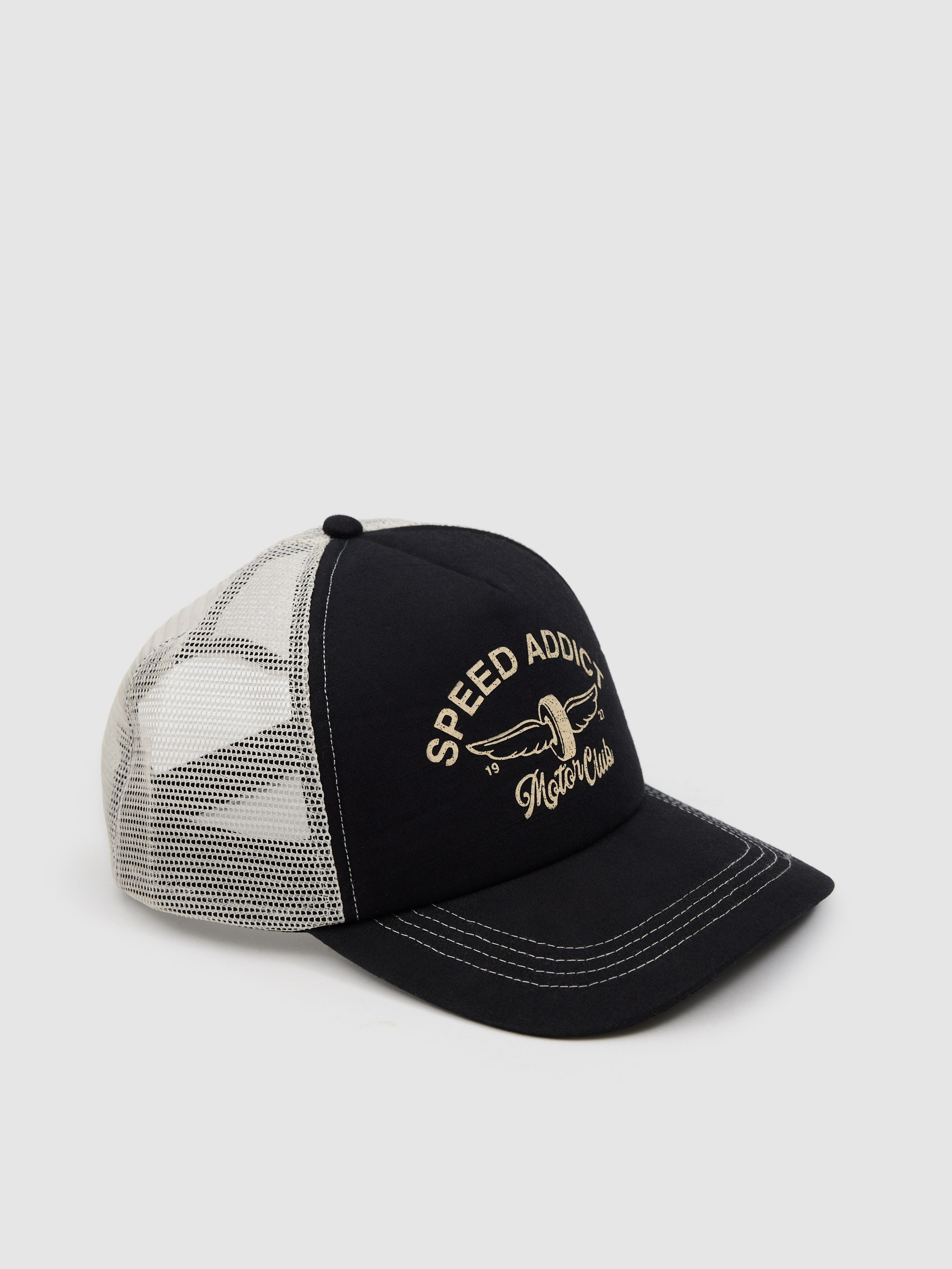 Printed speed addict trucker cap beige 45º front view
