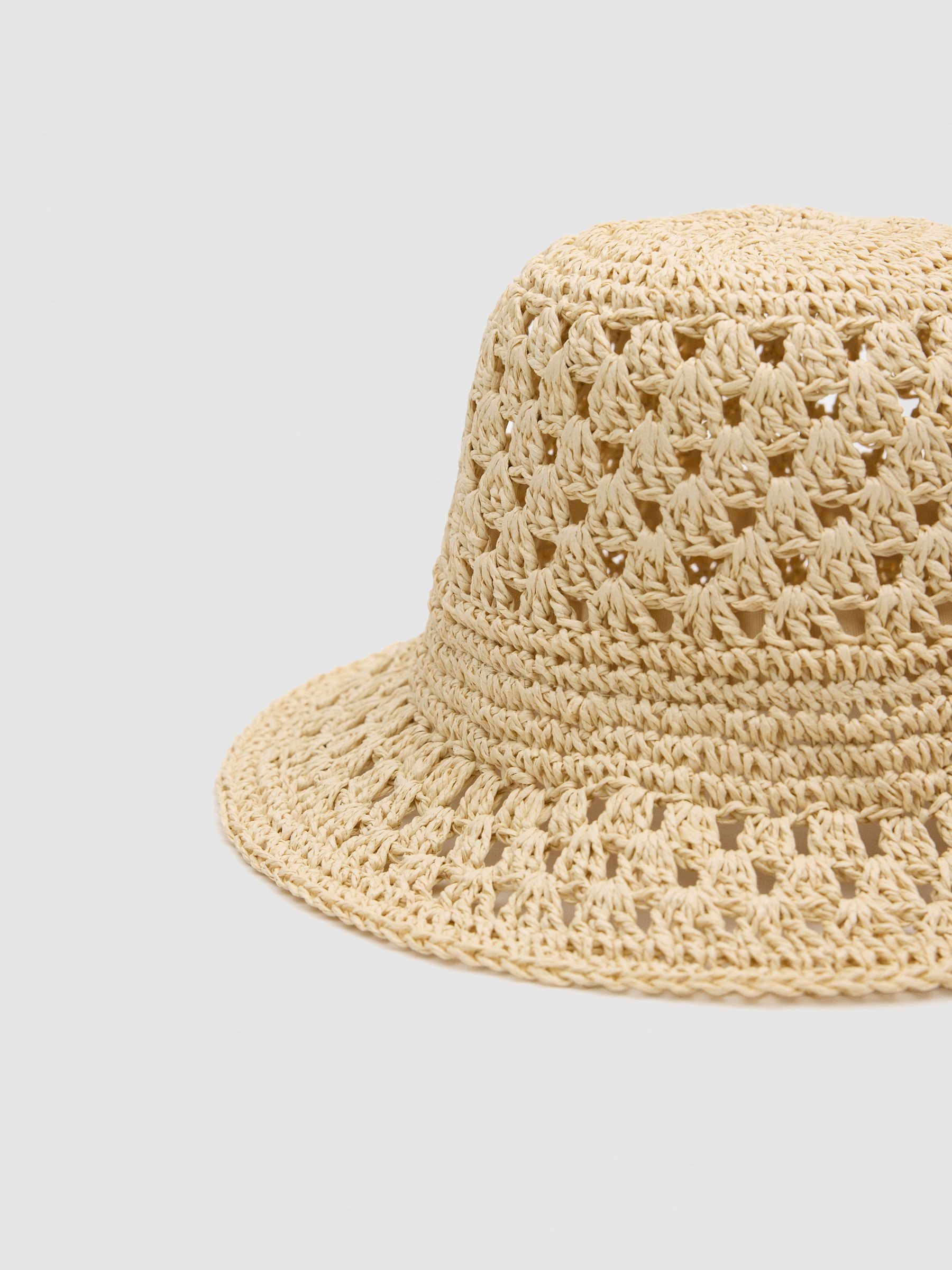 Gorro bucket de yute beige vista lateral frontal 45º