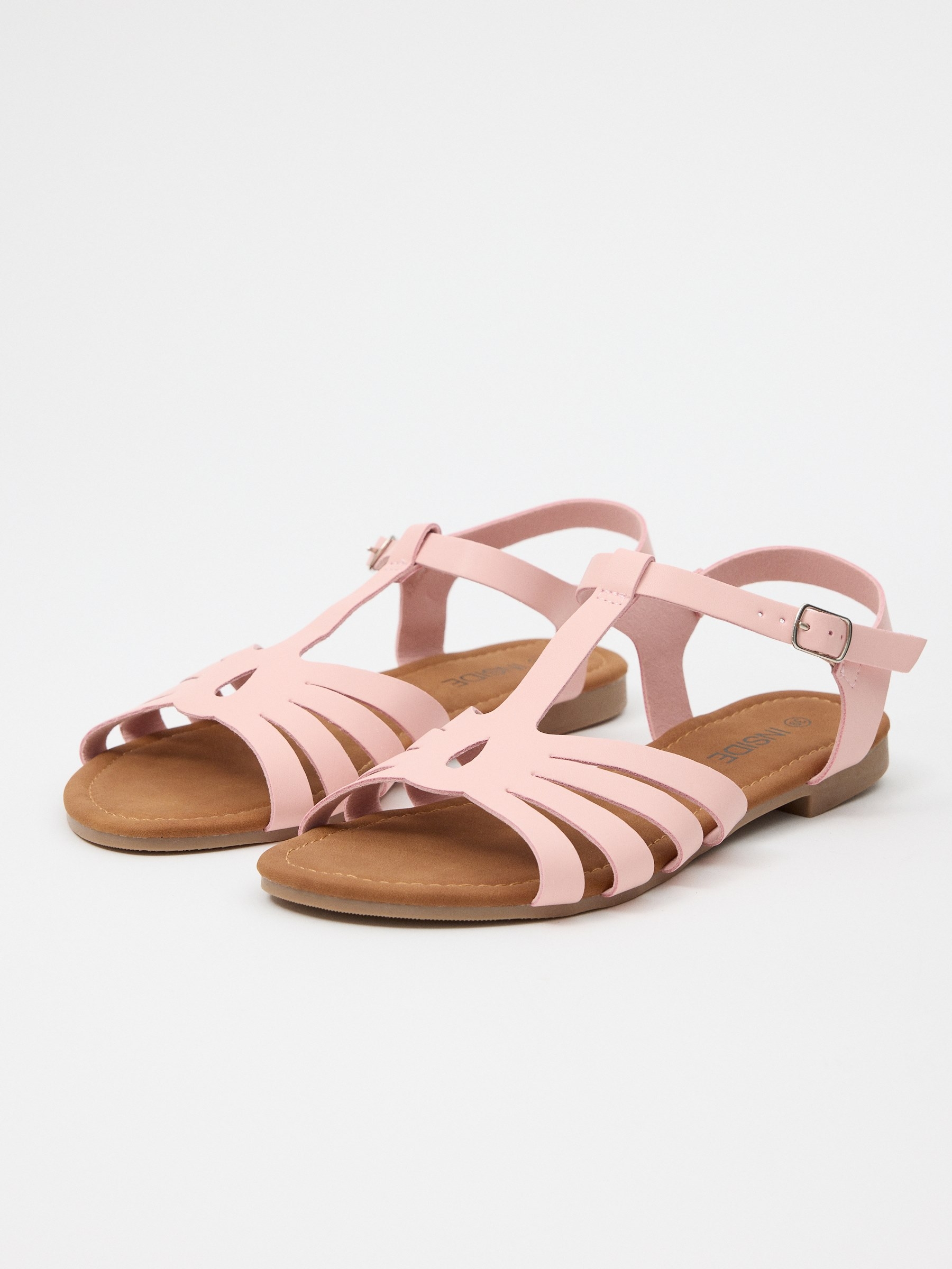 Sandálias com tiras cruzadas rosa nude