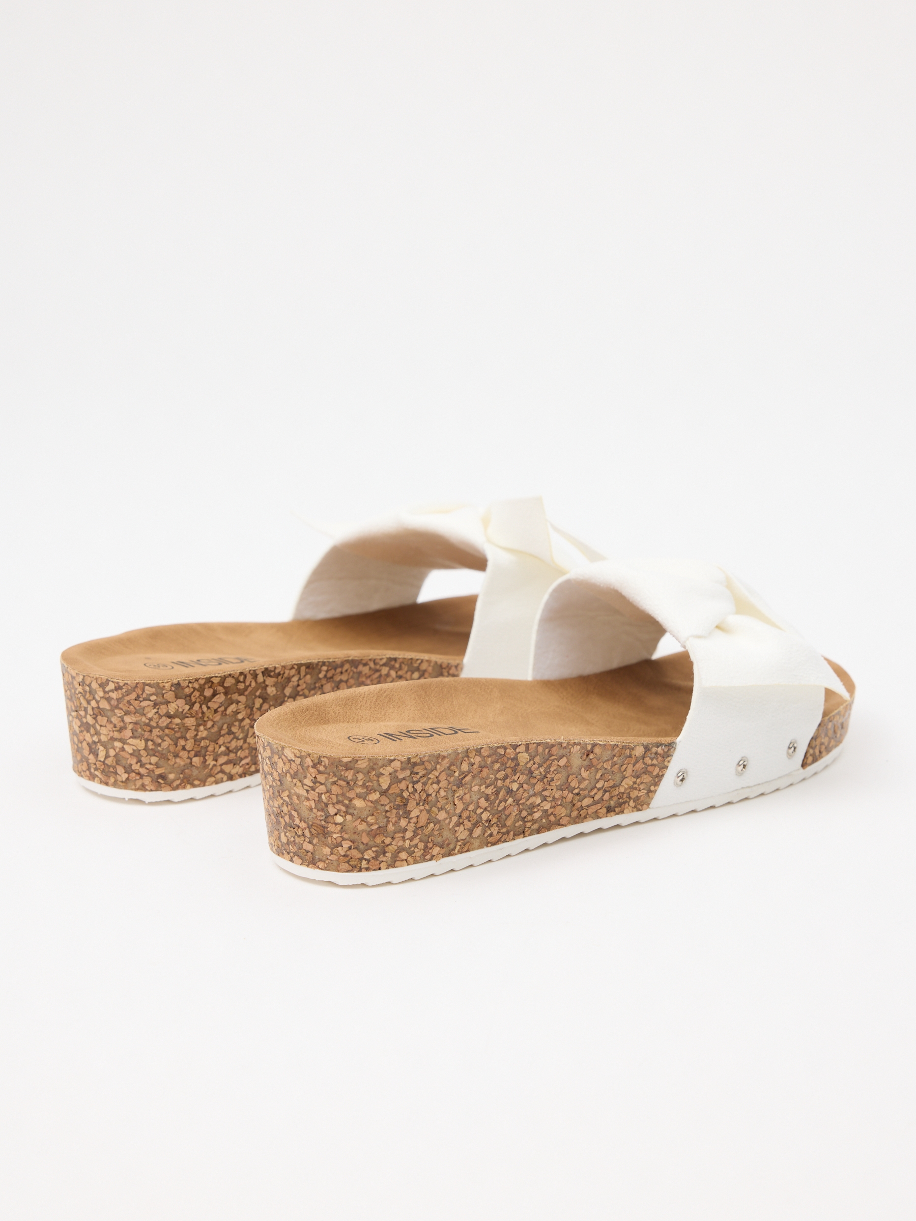 Cuña pala tira de lazo