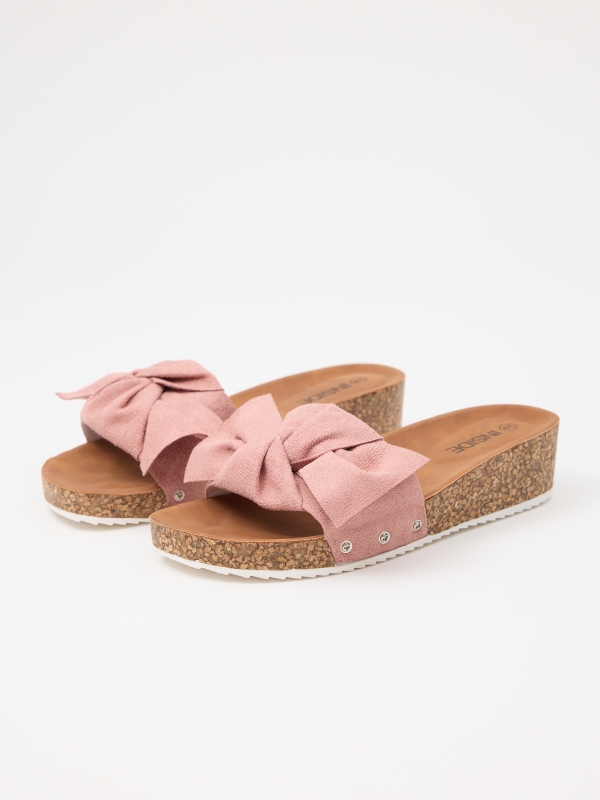 Wedge shovel wedge loop strip nude pink 45º front view