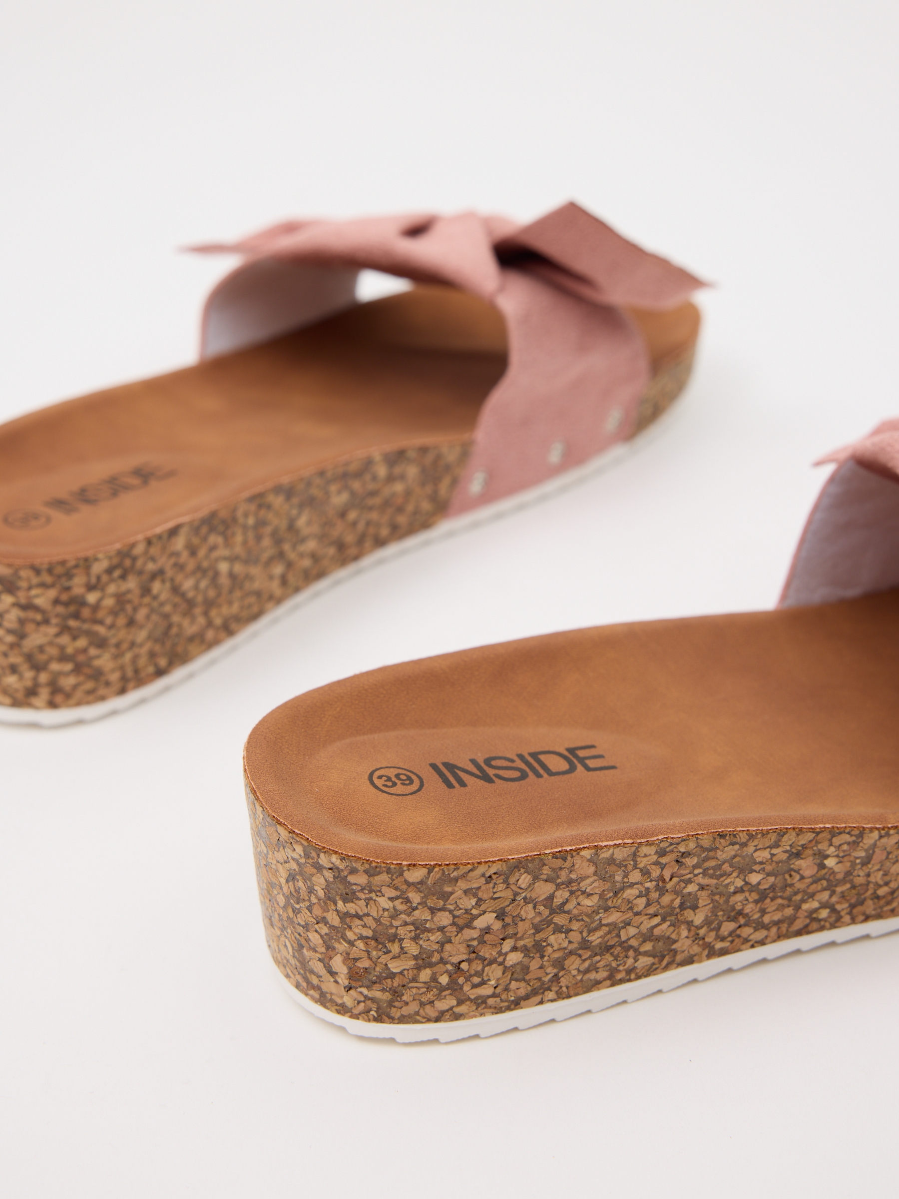 Cuña pala tira de lazo