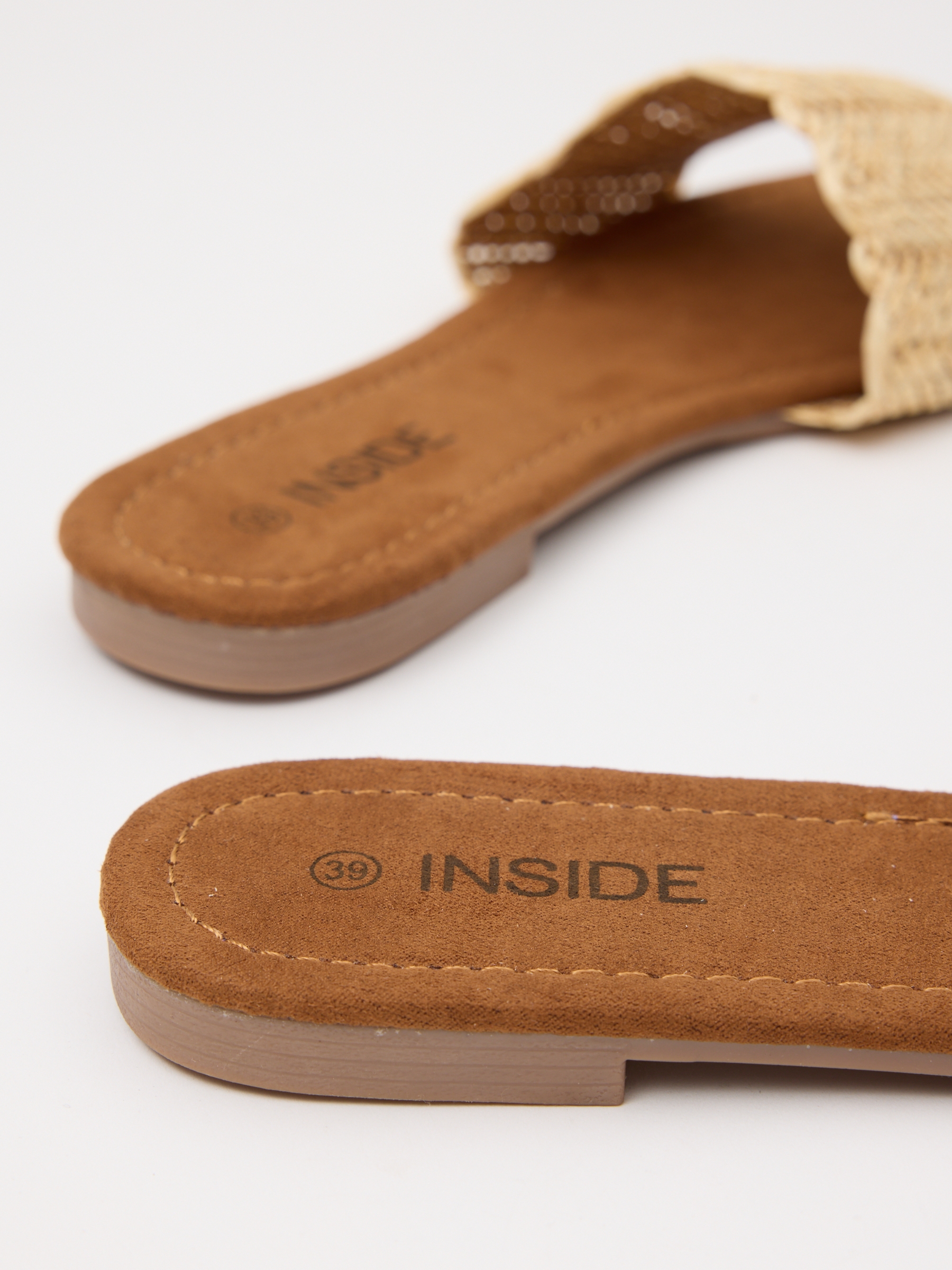 Esclava rafia entrelazada arena