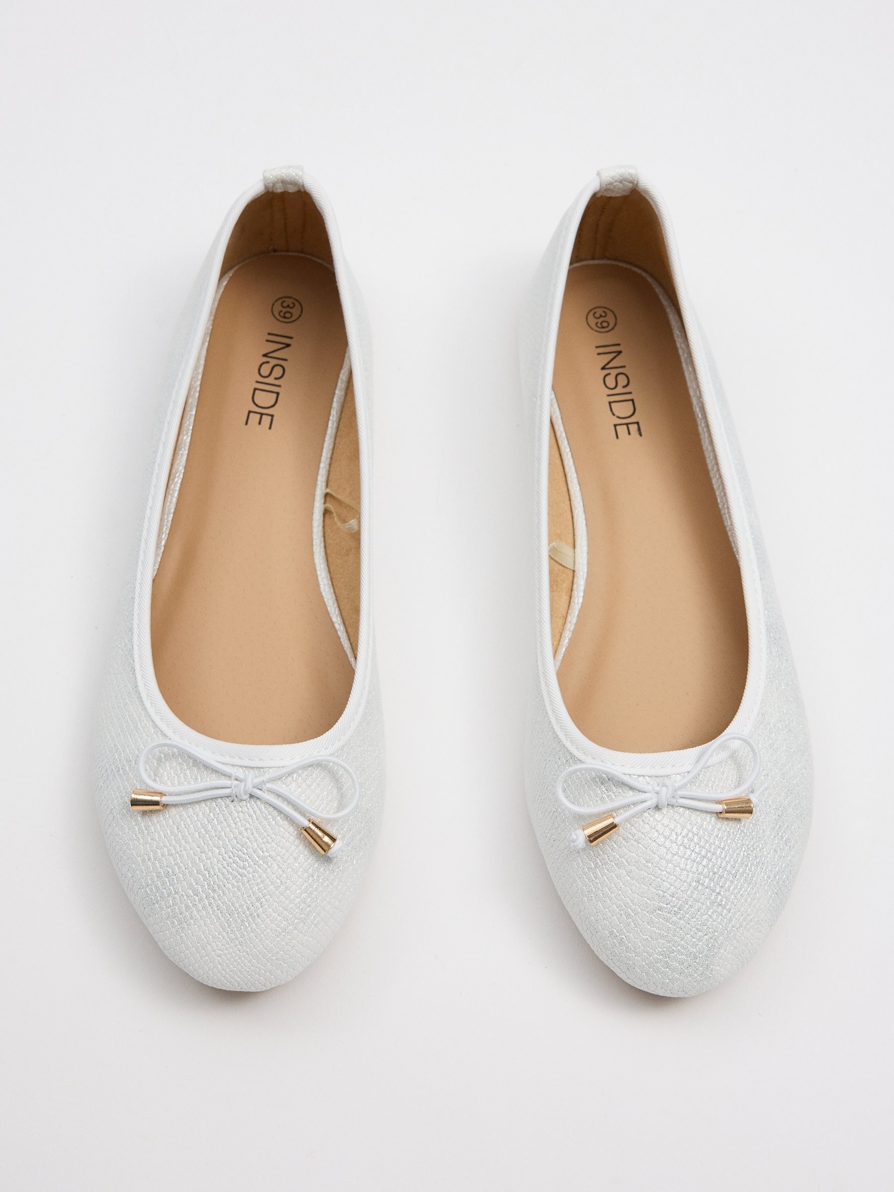 Snakeskin effect ballerina white