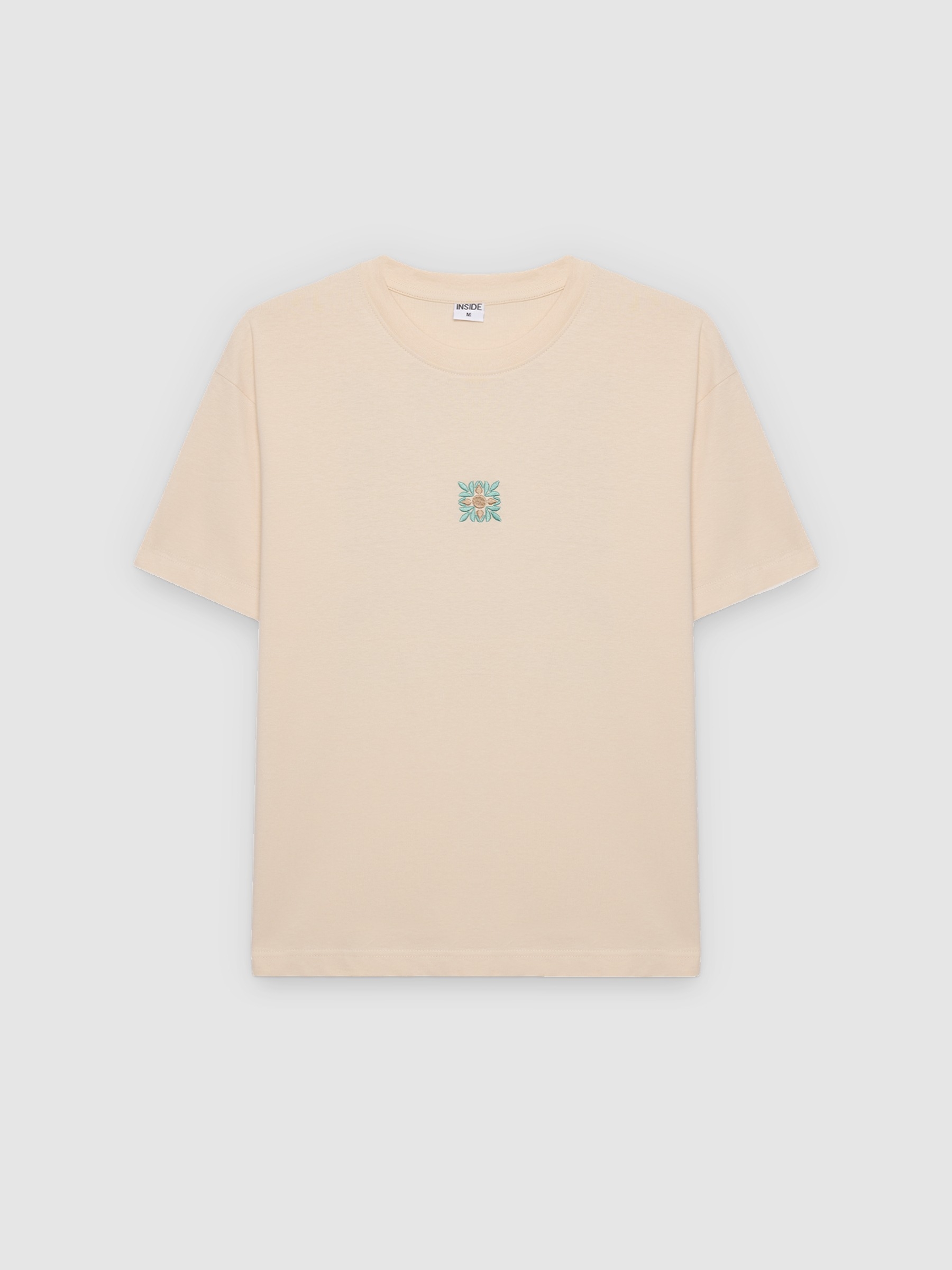 %Pto% Camiseta cuello redondo crudo vista frontal