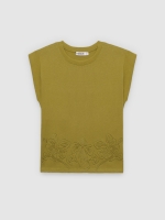 %Pto% Camiseta sem mangas bordado floral verde oliva vista frontal