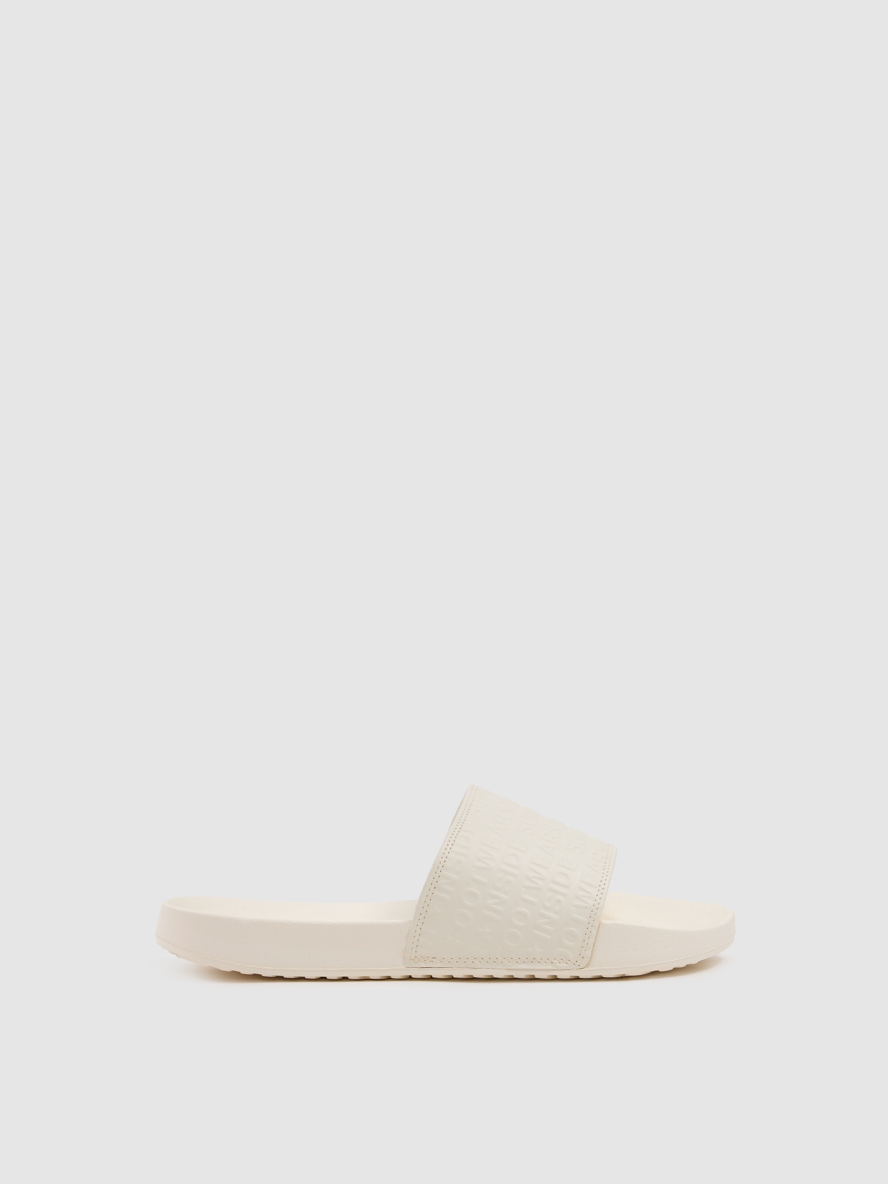 flip-flop shovel pool white zenithal view