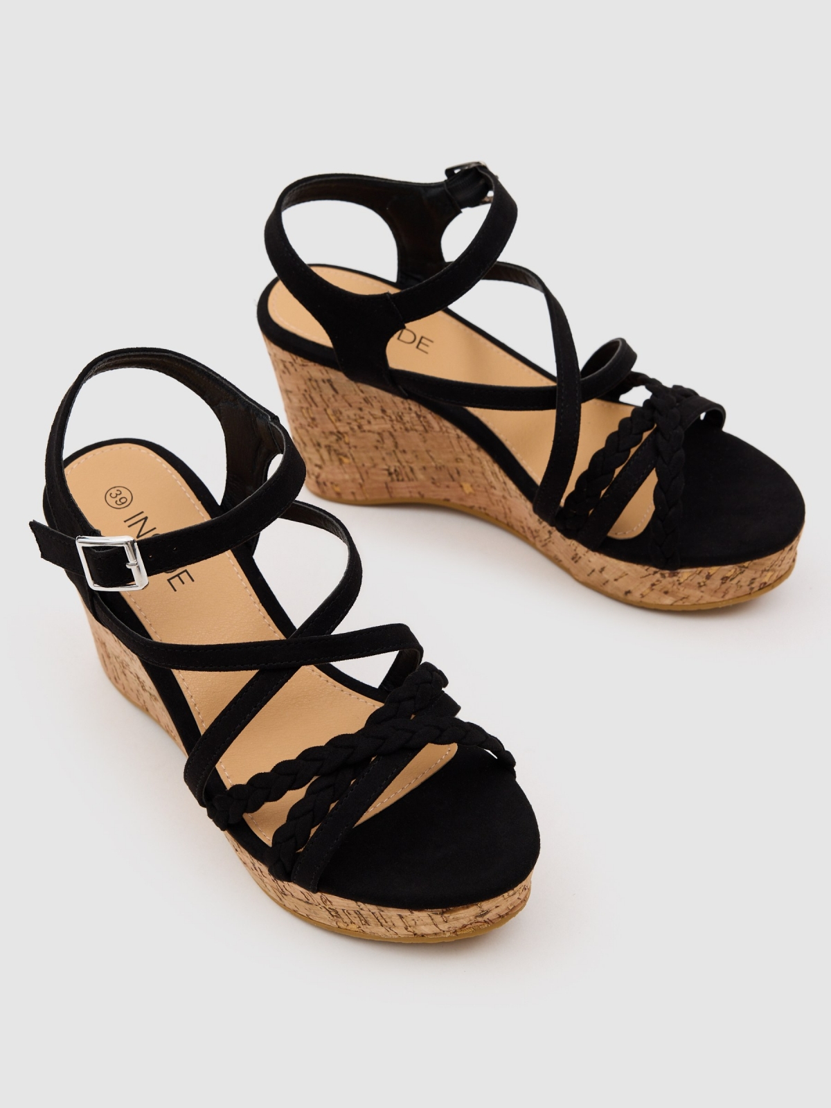 Tiras trançadas wedges preto vista superior