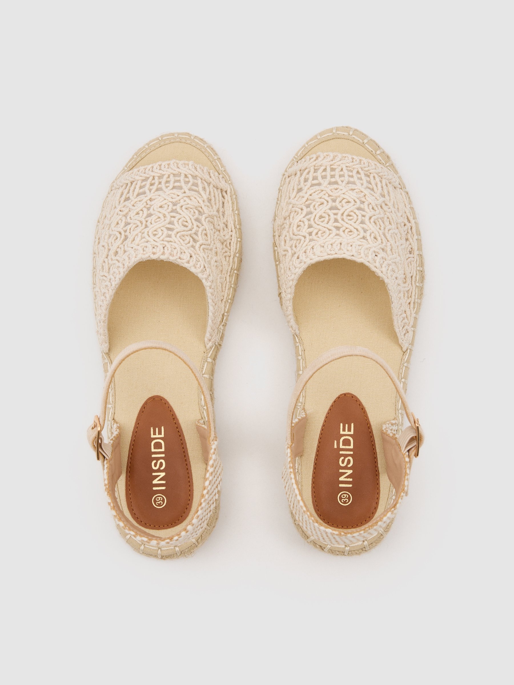 Sandalias yute bordada beige blanco roto
