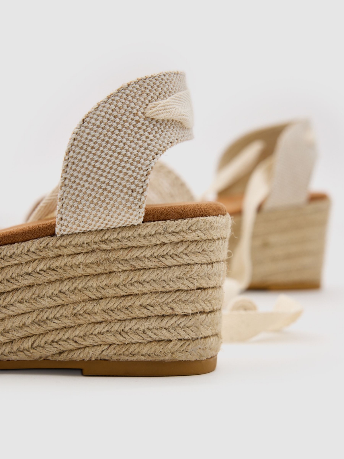 Canvas jute crochet wedge beige detail view
