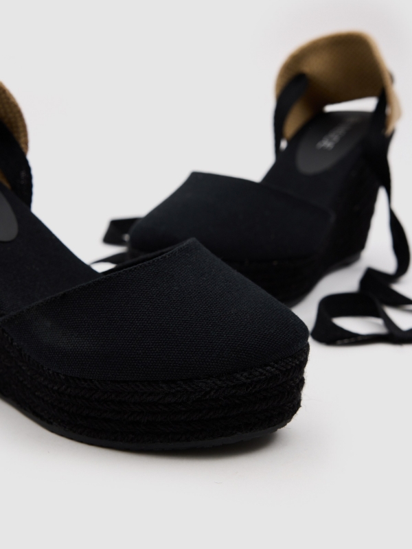 Jute canvas wedge with bow black detail view