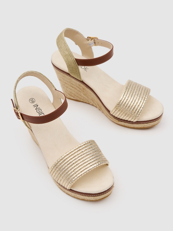 Braided jute wedge golden zenithal view