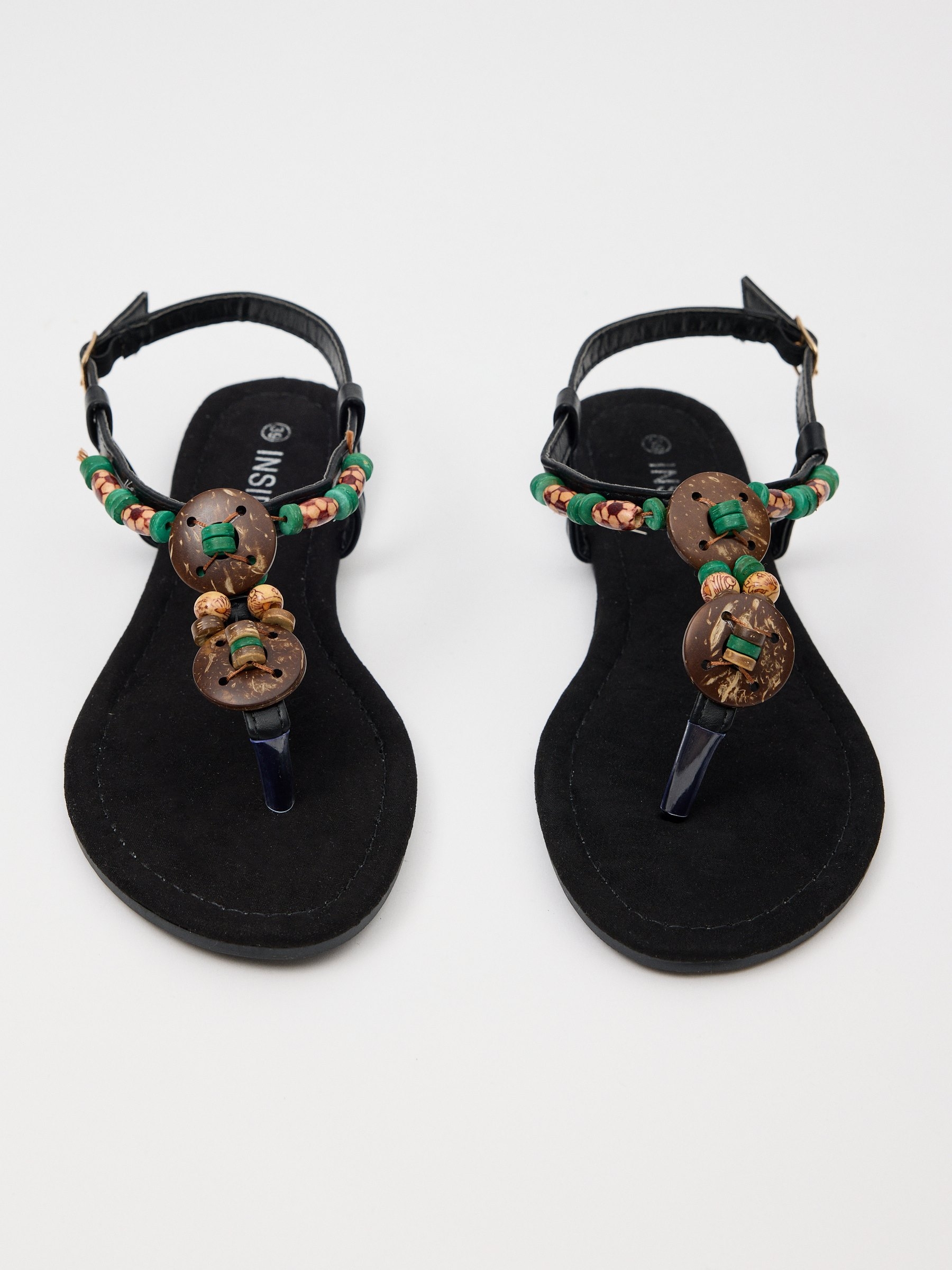 Sandalia dedo tira con avalorios multicolor