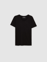 %Pto% Basic V-neck T-shirt black front view
