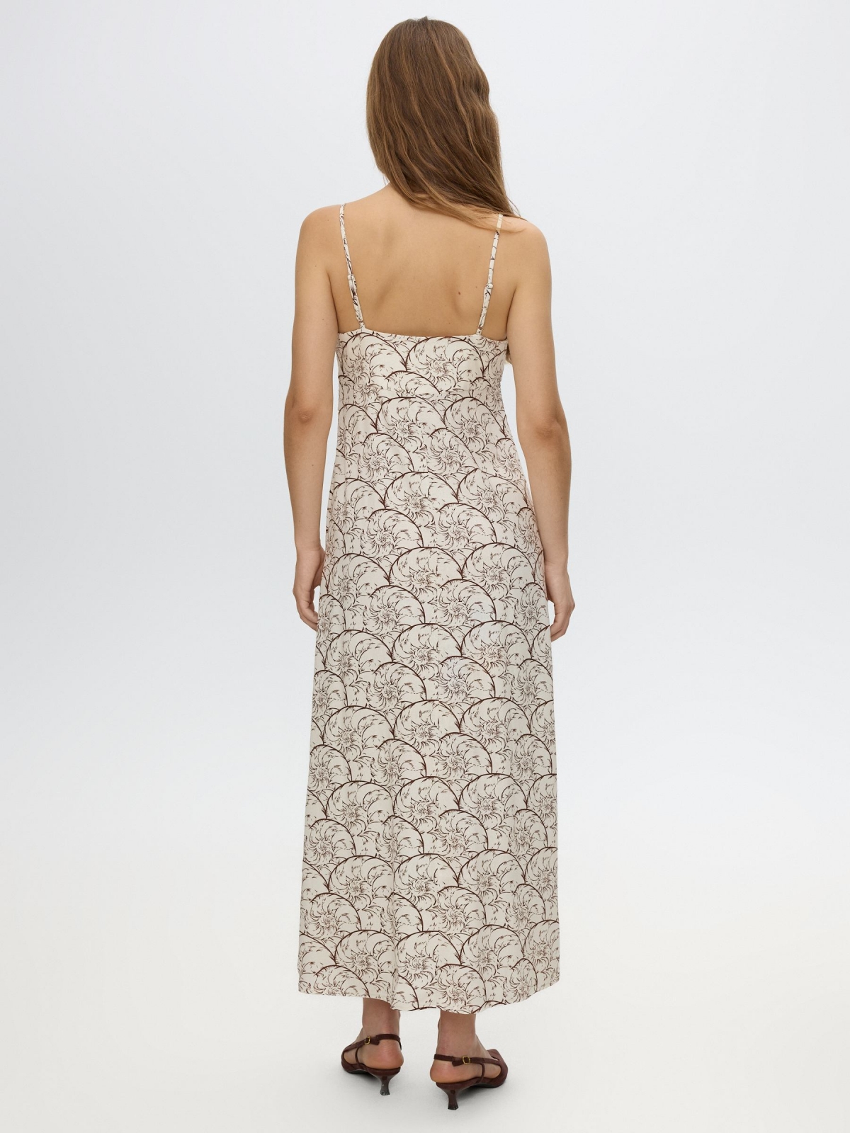 Vestido midi estampado de linho crua vista meia traseira