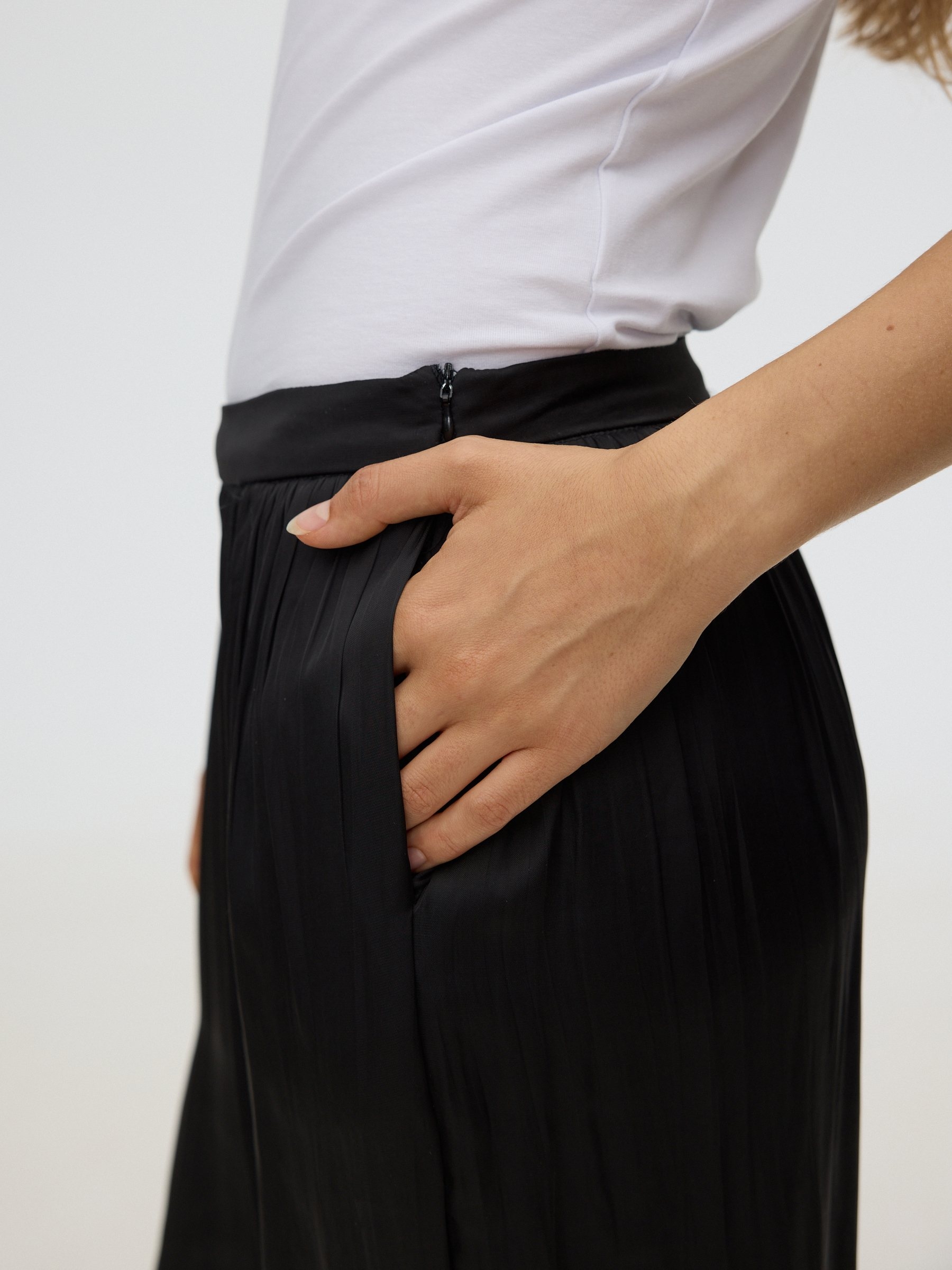 Satin harem pants black front view