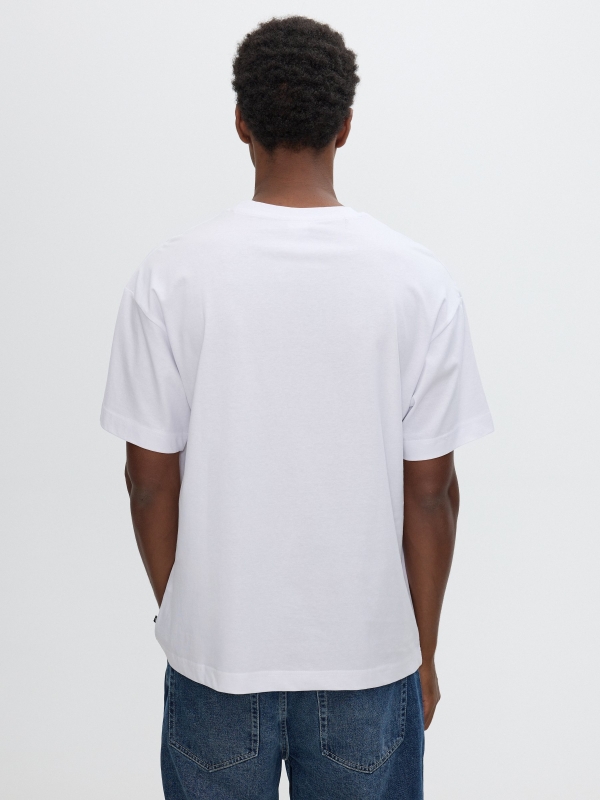 Camiseta estampada veleiro branco vista meia traseira