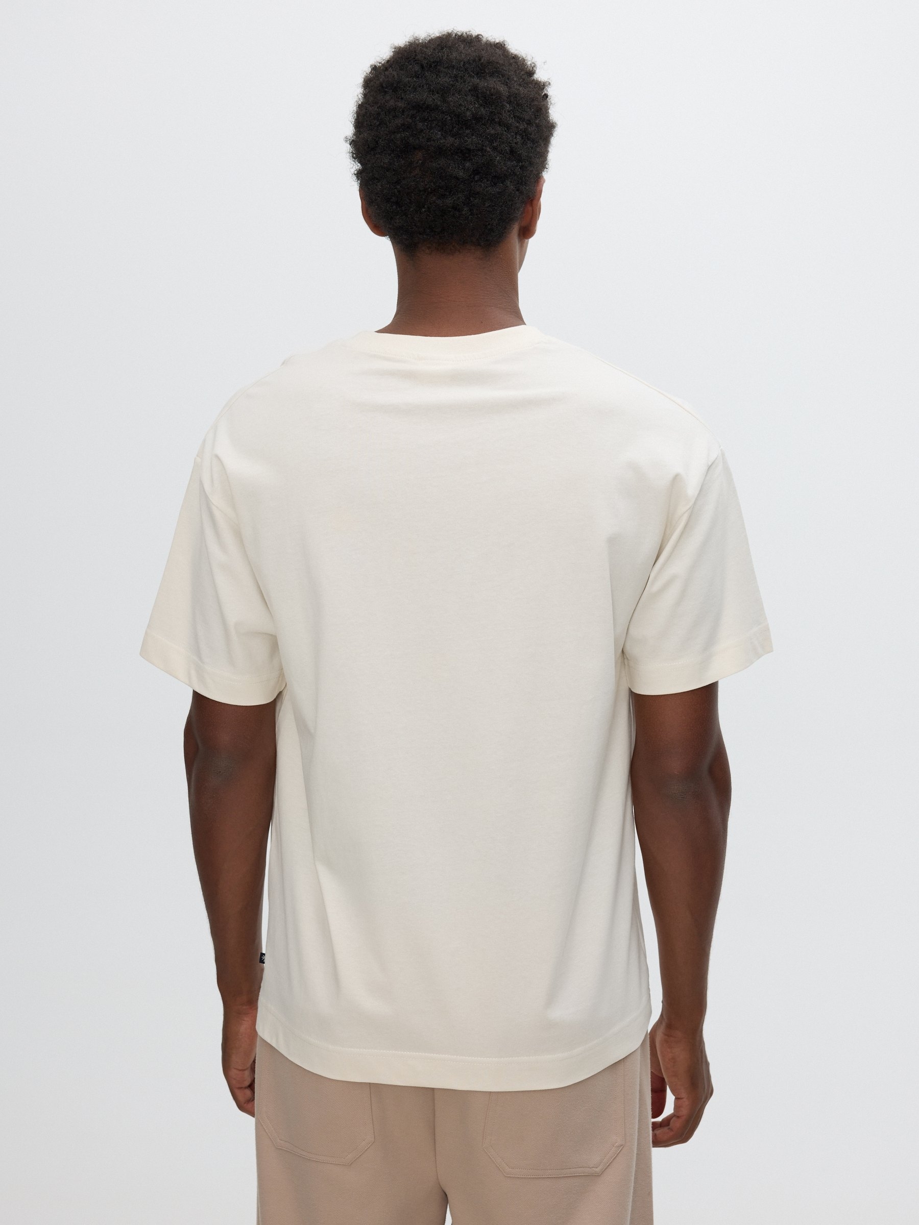 Printed pocket T-shirt raw middle front view
