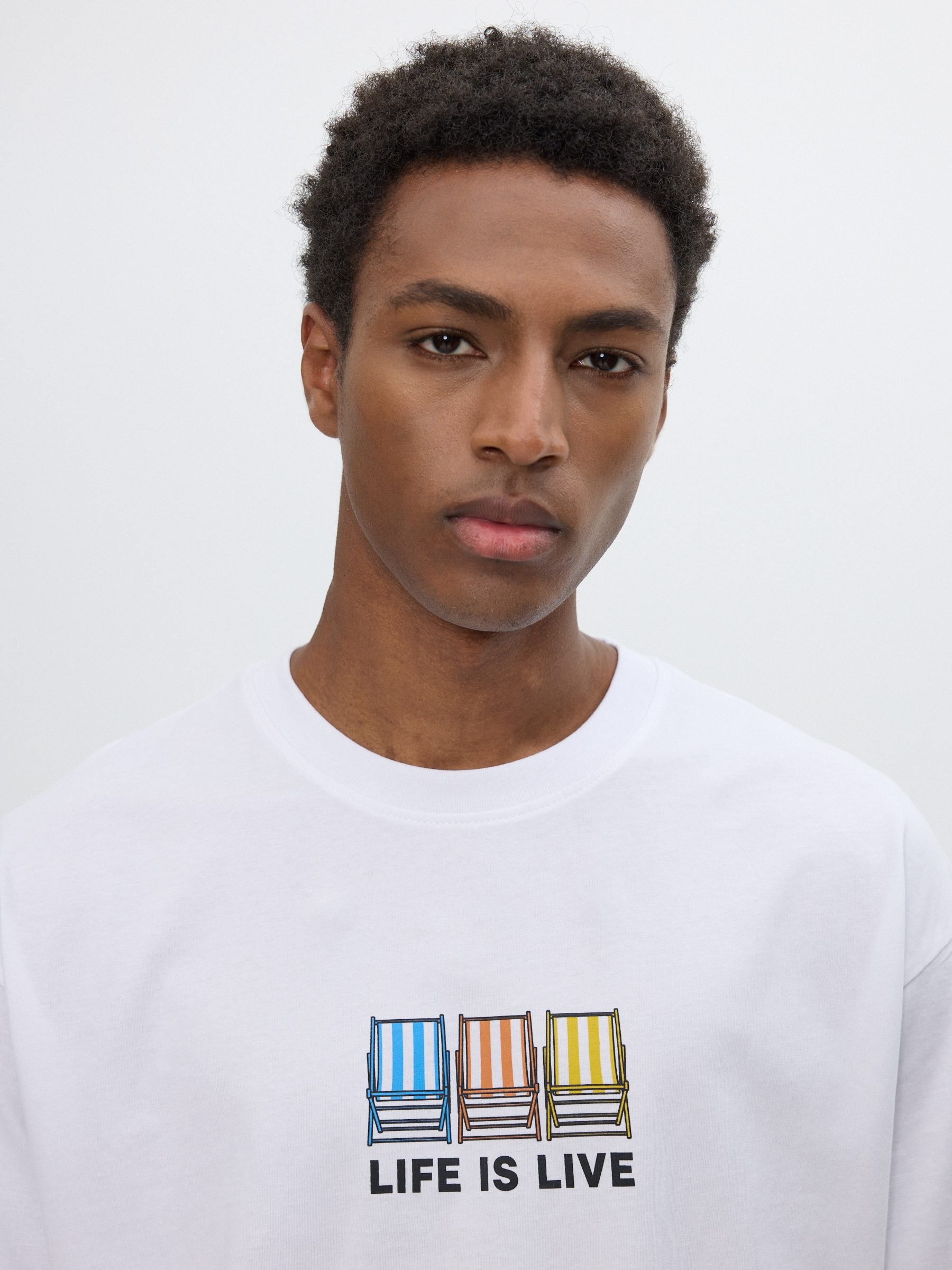 Camiseta estampado life is live blanco vista media frontal