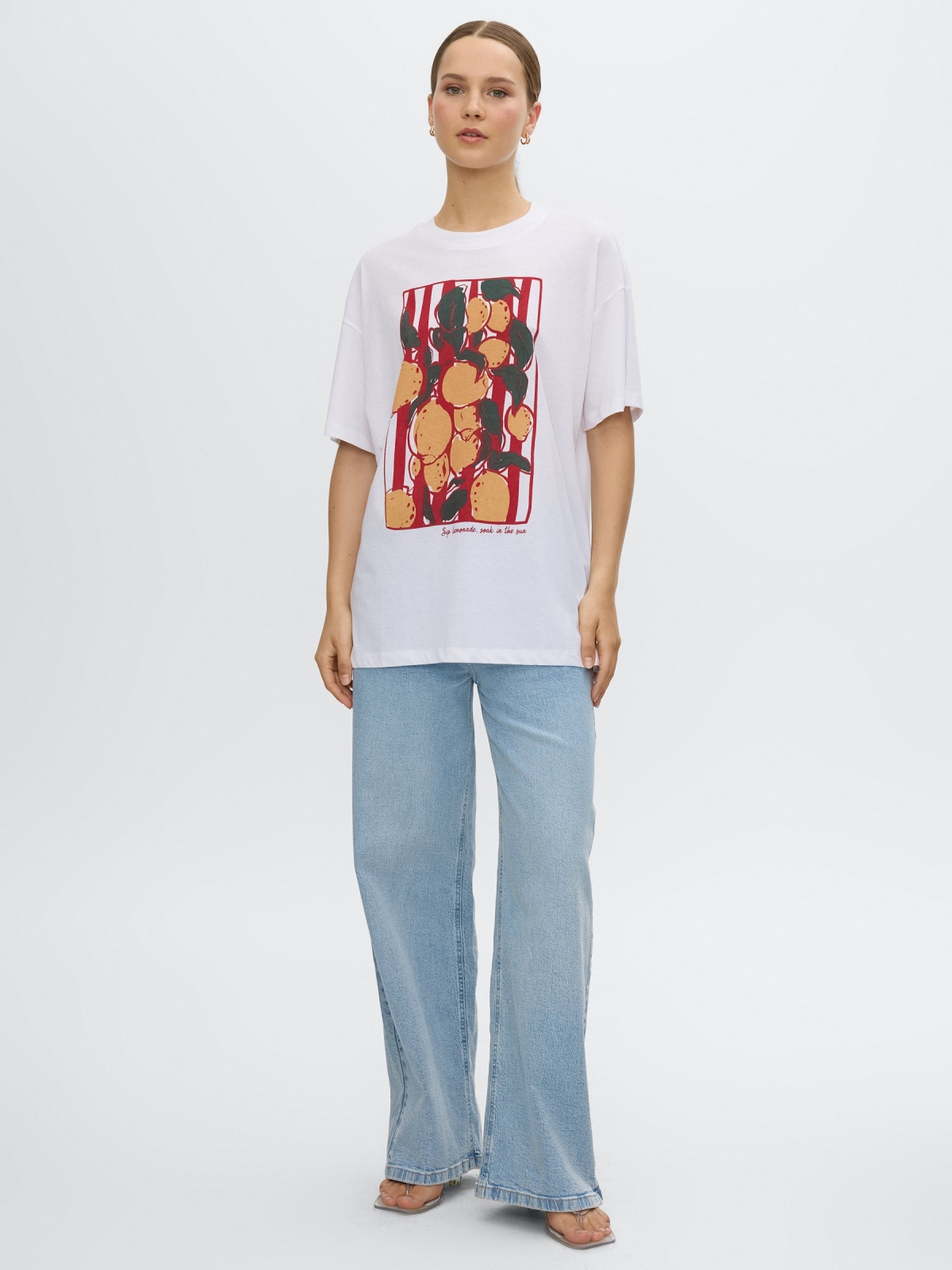 Camiseta oversize limón blanco vista general frontal