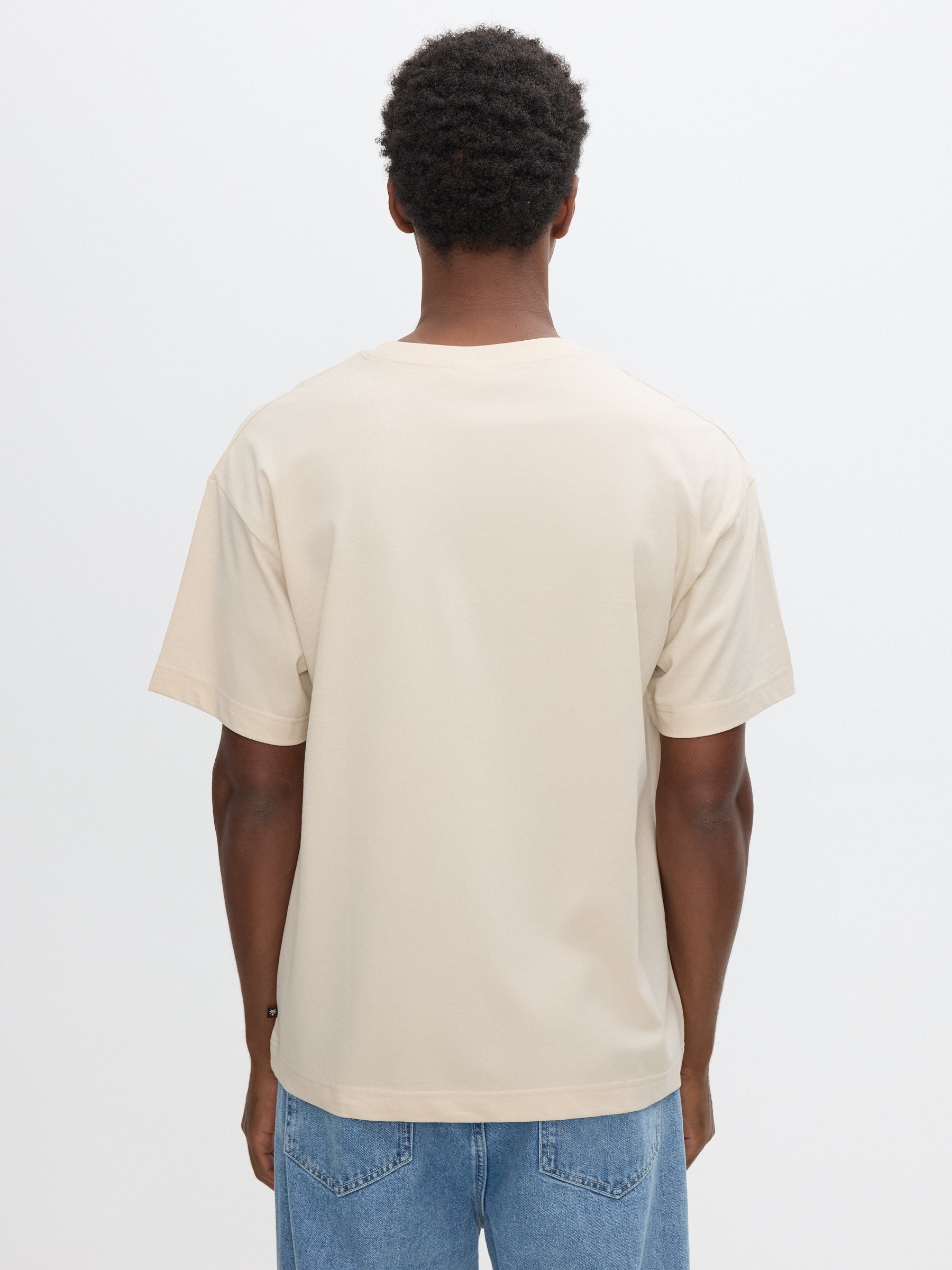 Camiseta Mediterrânea crua vista meia frontal