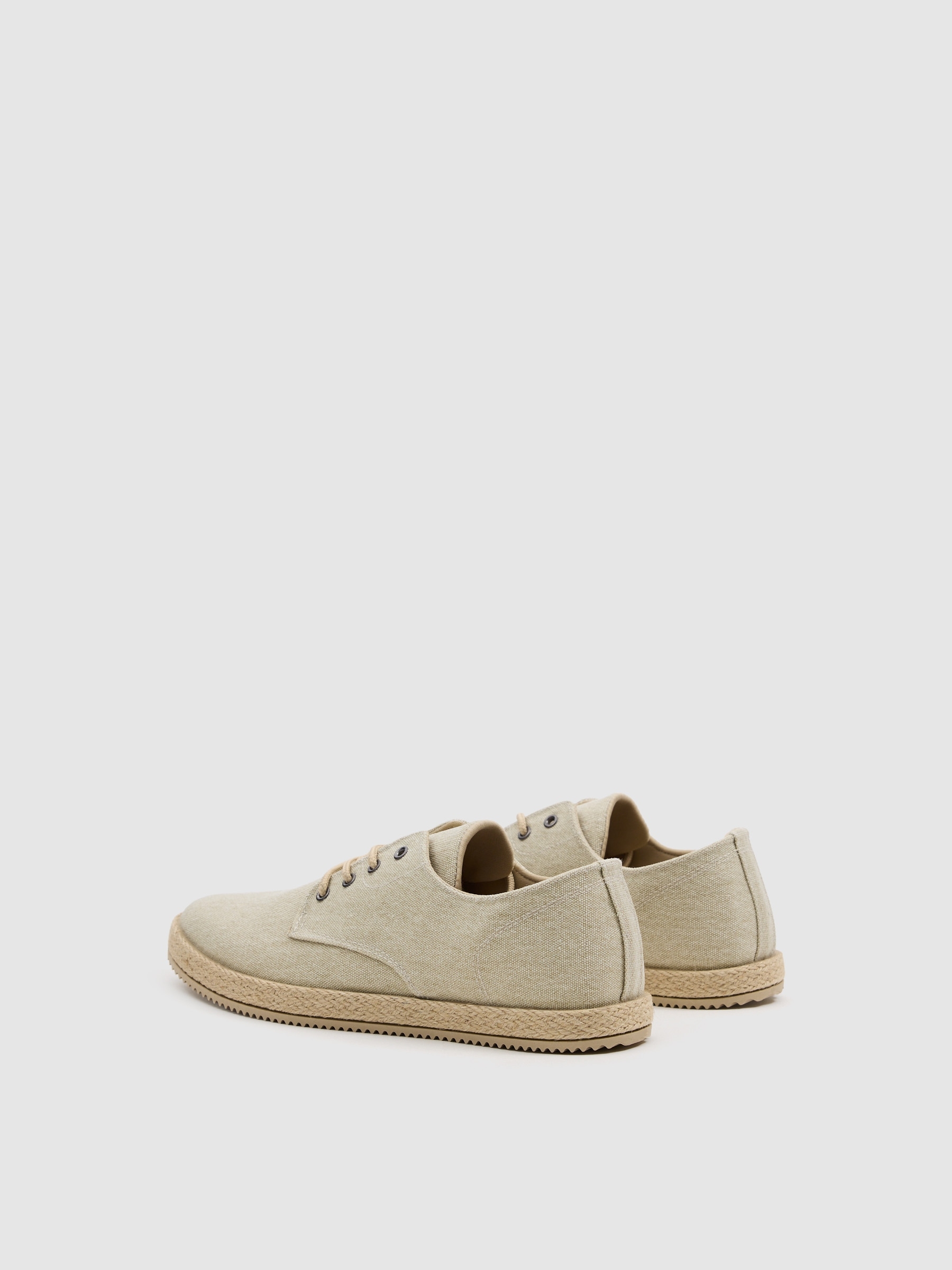 Alpargatas cordones beige