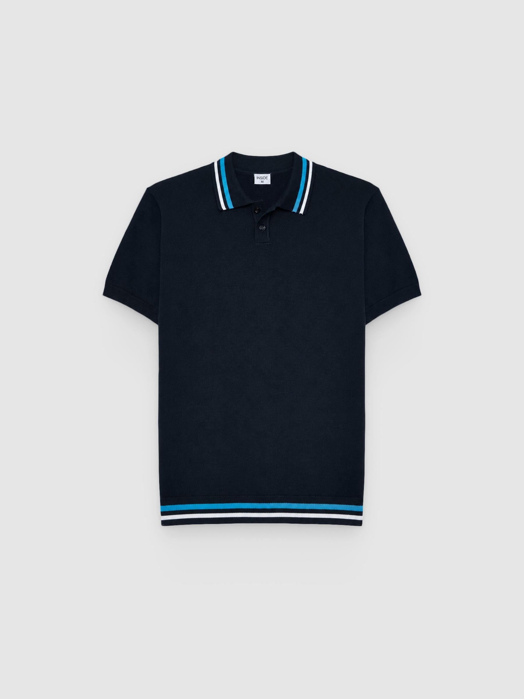 Polo de malha listrado com botões azul marinho vista meia frontal