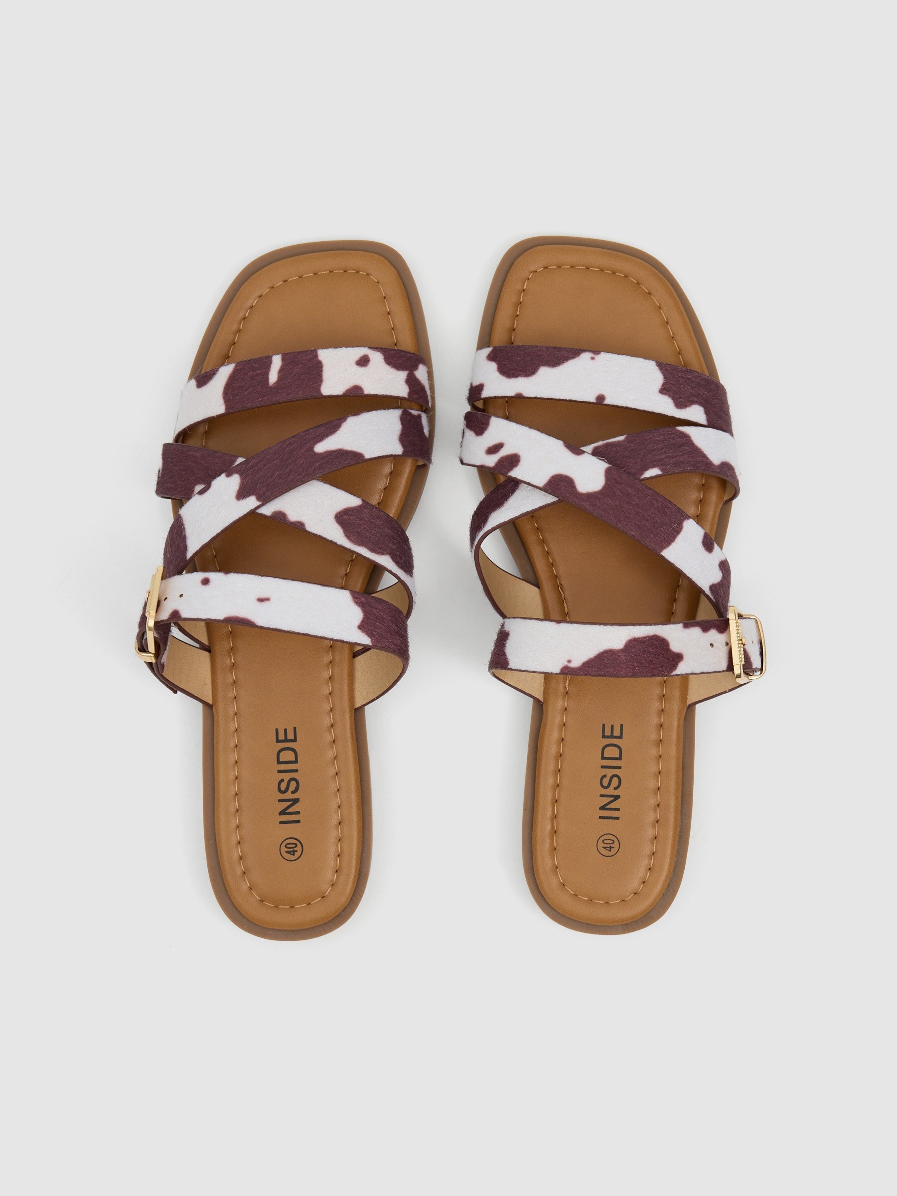 Flat animal-print sandal brown