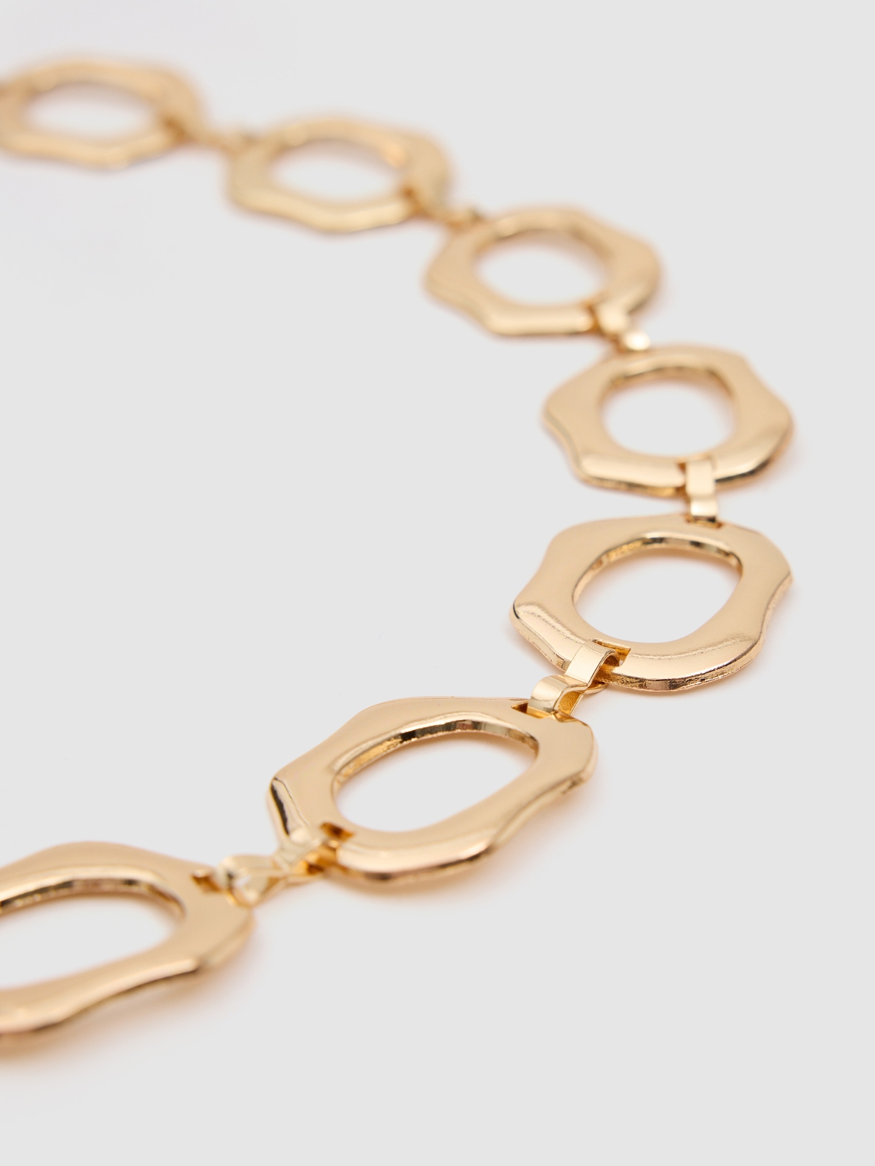 Cinto corrente fivela aro dourado