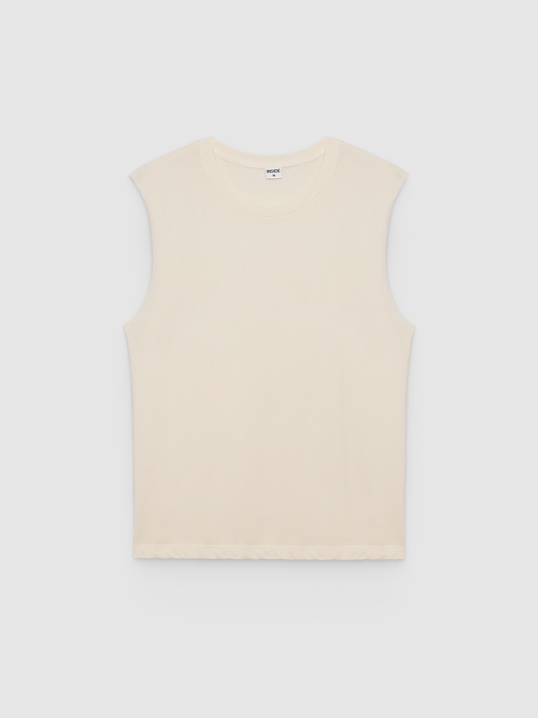 Camiseta básica sem mangas crua vista meia frontal