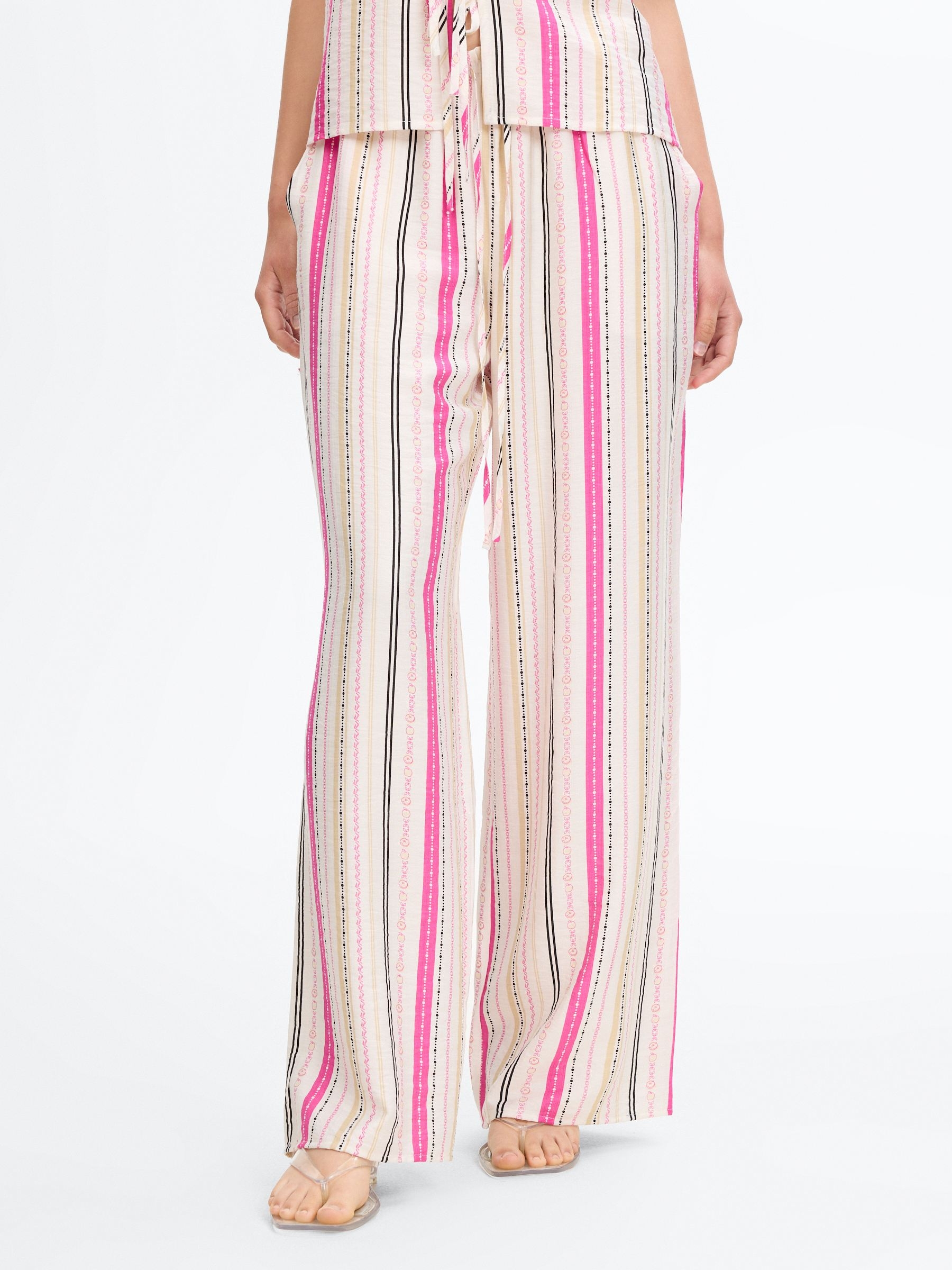  Printed wide-leg fluid pants white front view