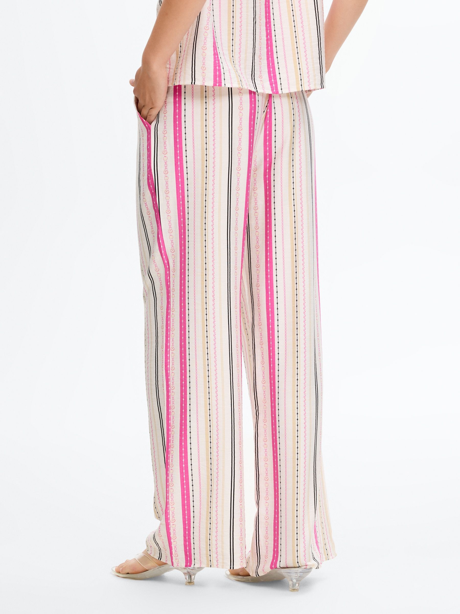 Pantalón fluido wide leg estampado blanco vista general frontal