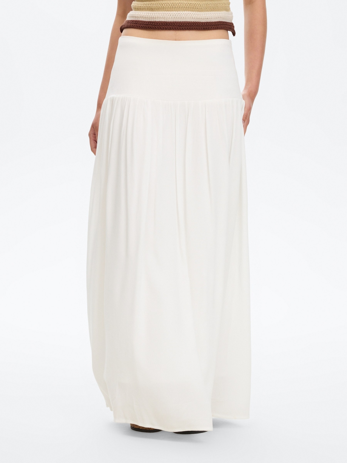 Falda maxi fluida de viscosa blanco vista media trasera
