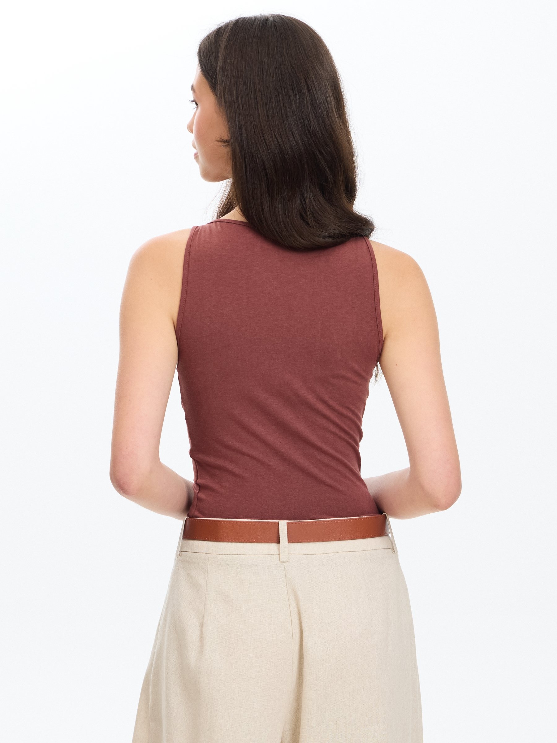Basic slim halter top chocolate middle front view