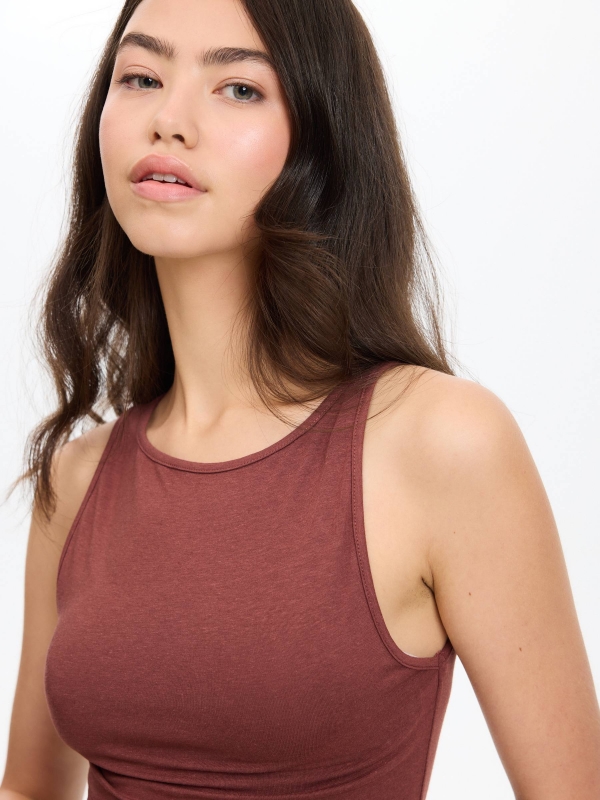 Basic slim halter top chocolate detail view