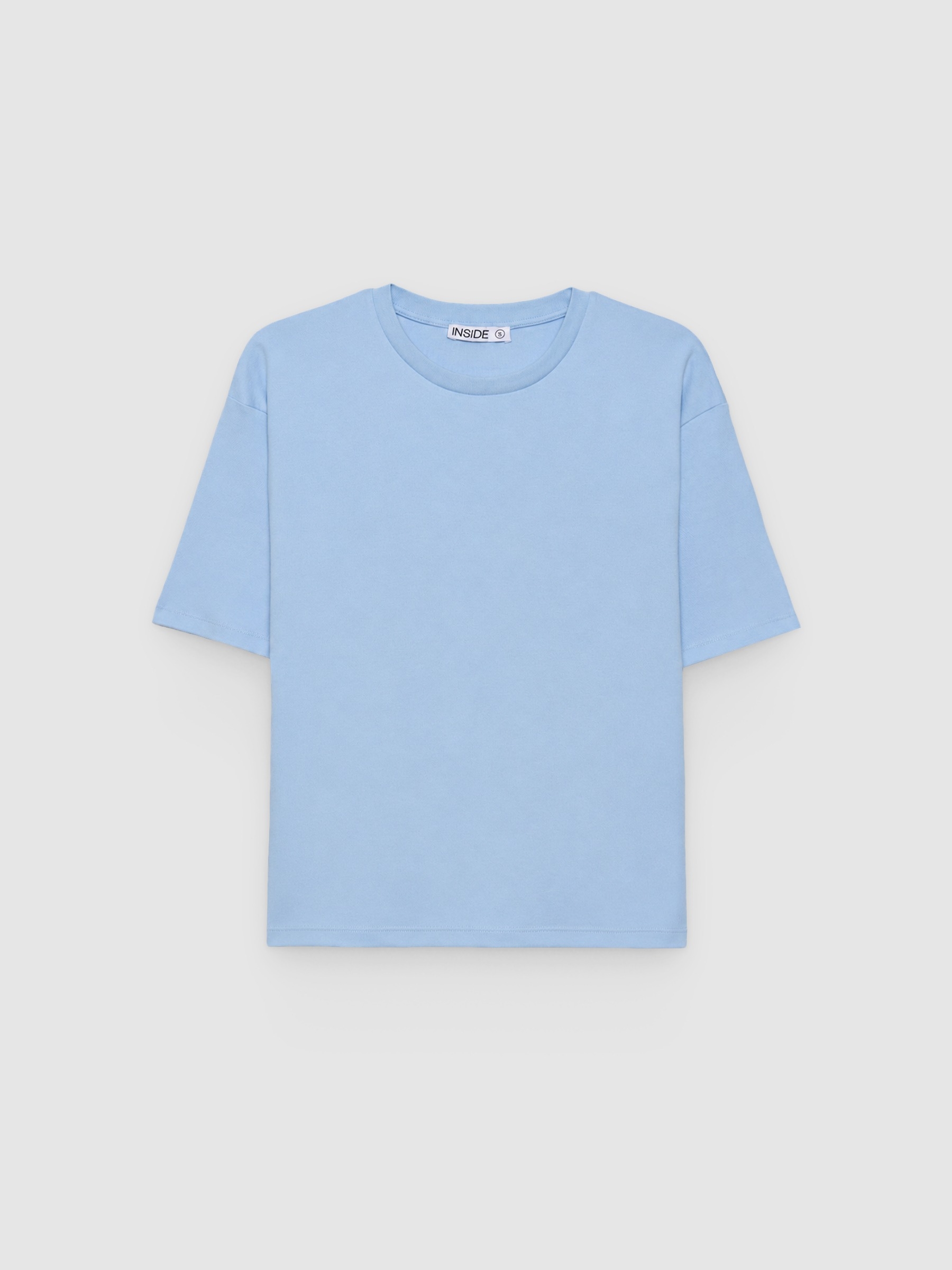 Oversized t-shirt light blue middle front view