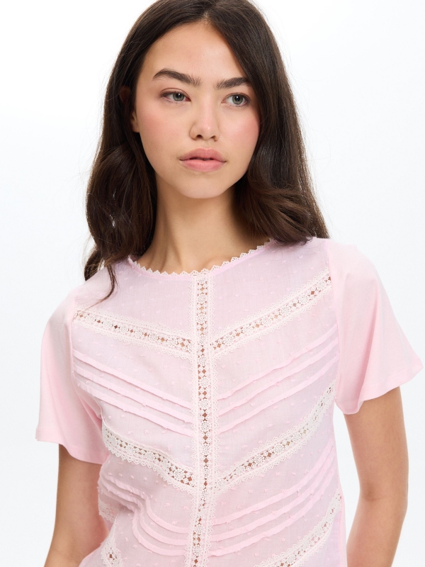 Cotton plumeti T-shirt light pink detail view