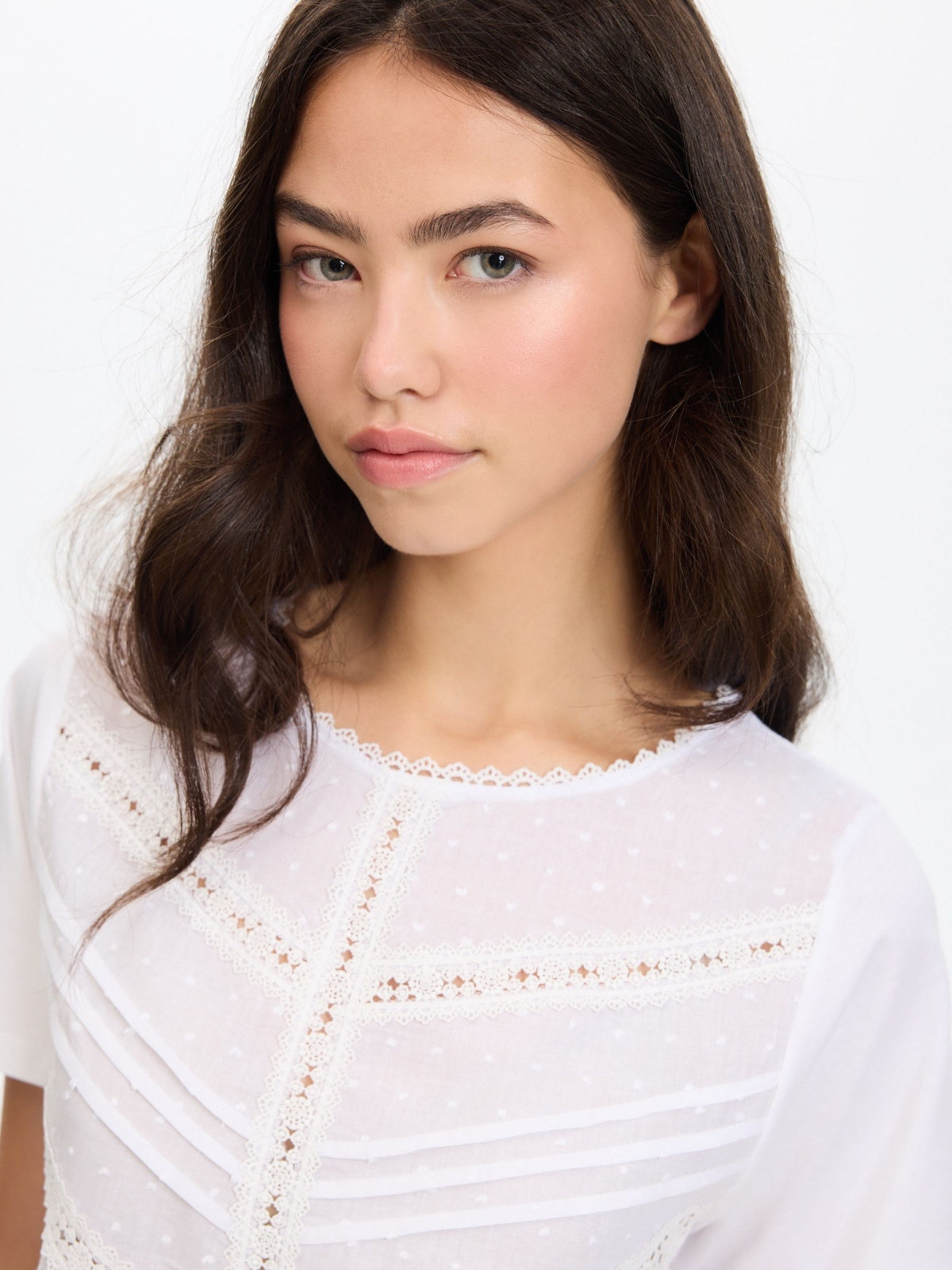 Cotton plumeti T-shirt white detail view