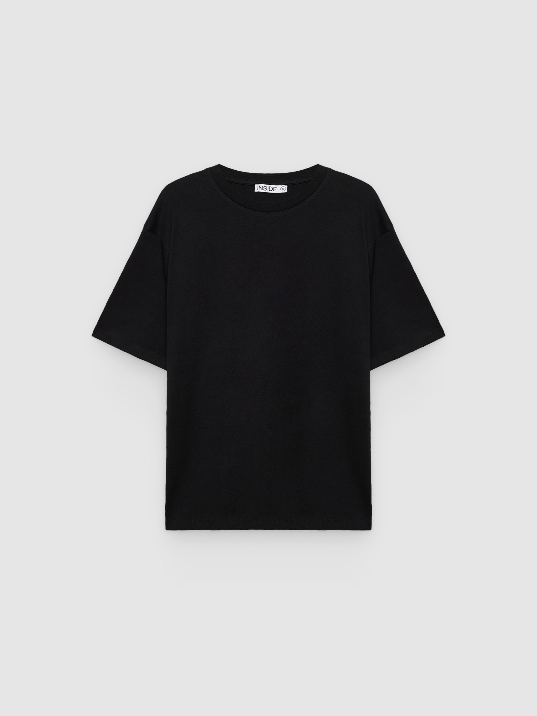 Camiseta oversize negro vista media frontal