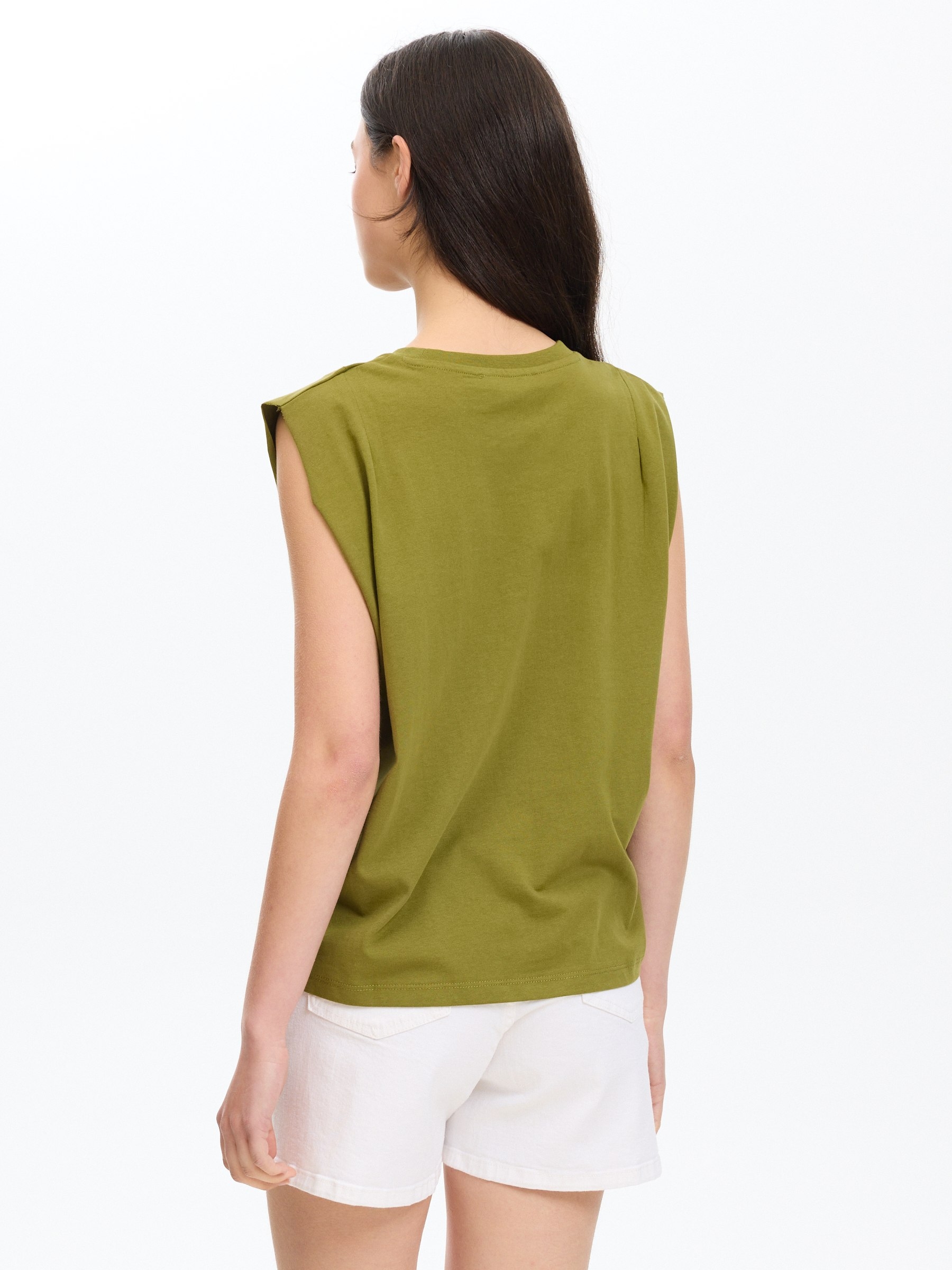 Sleeveless T-shirt with text print