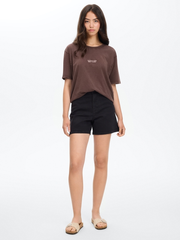Camiseta oversize algodón chocolate vista general frontal
