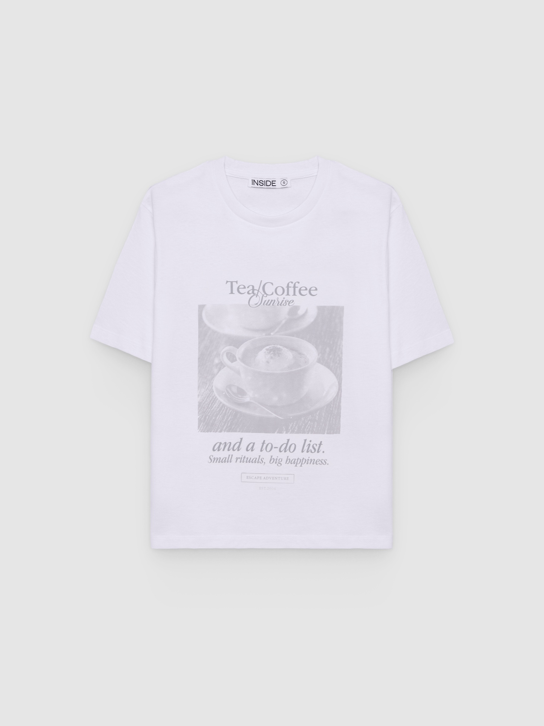 Coffee and tea print t-shirt white middle front view