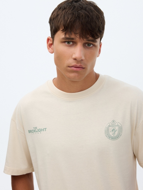 Printed T-shirt bricklight raw detail view