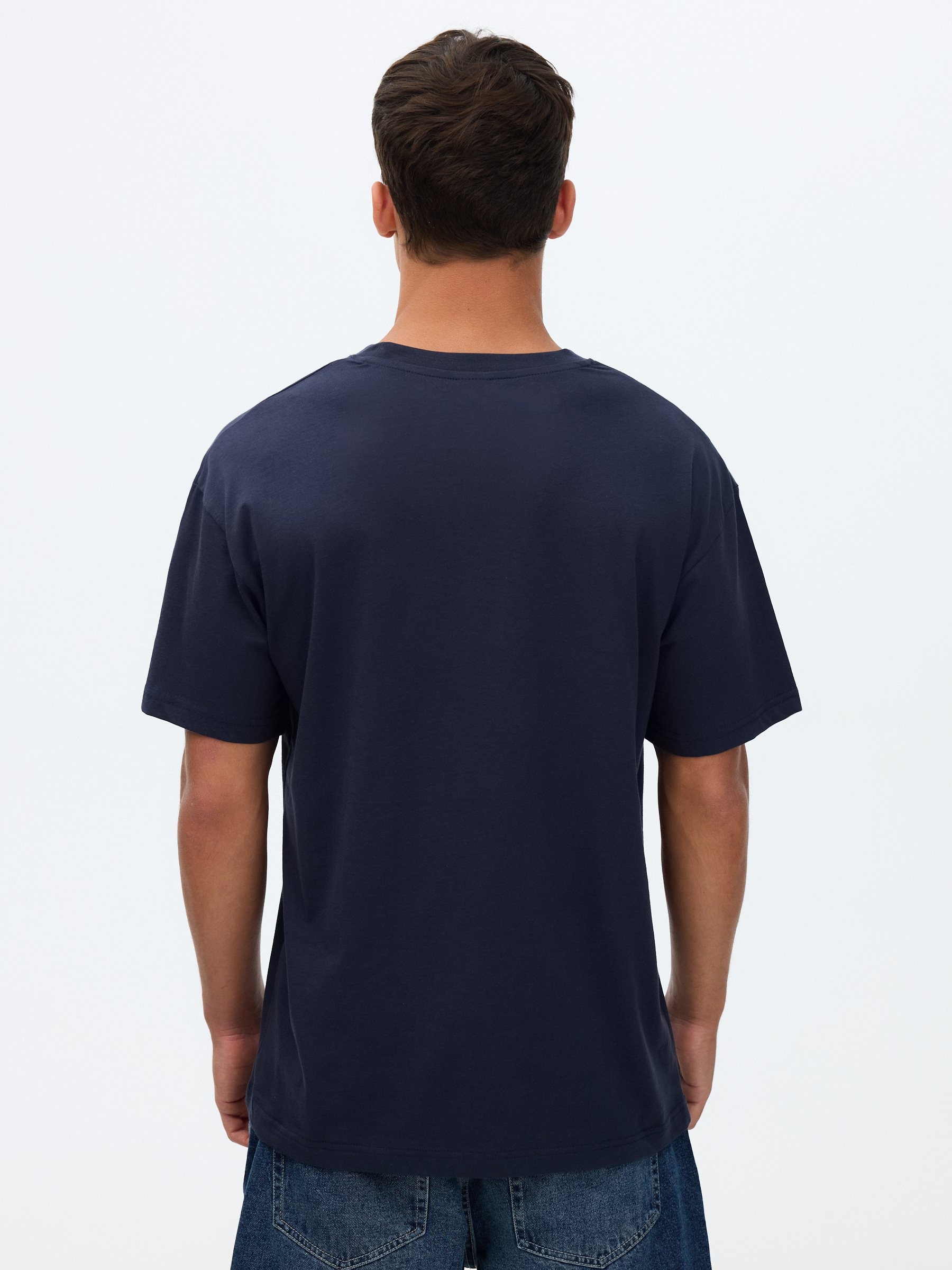 Camiseta estampado texto azul marino vista media frontal