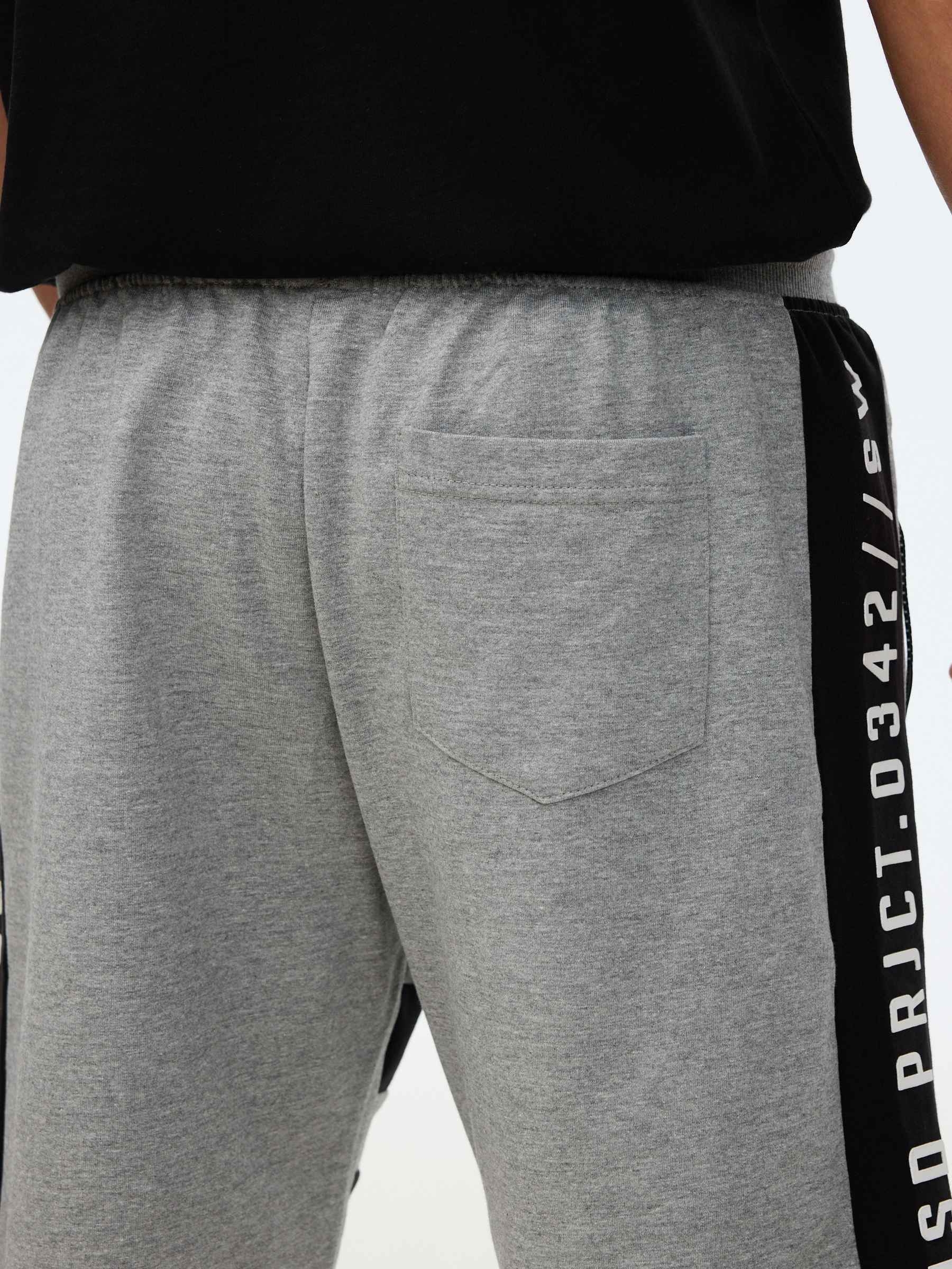  Bermuda jogger with bands melange grey front view