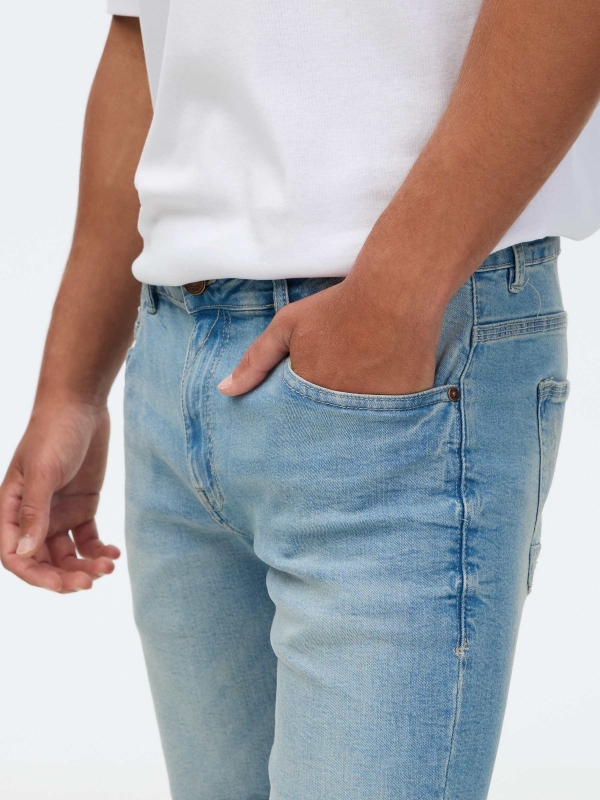 Bermuda jeans cinco bolsos azul vista detalhe