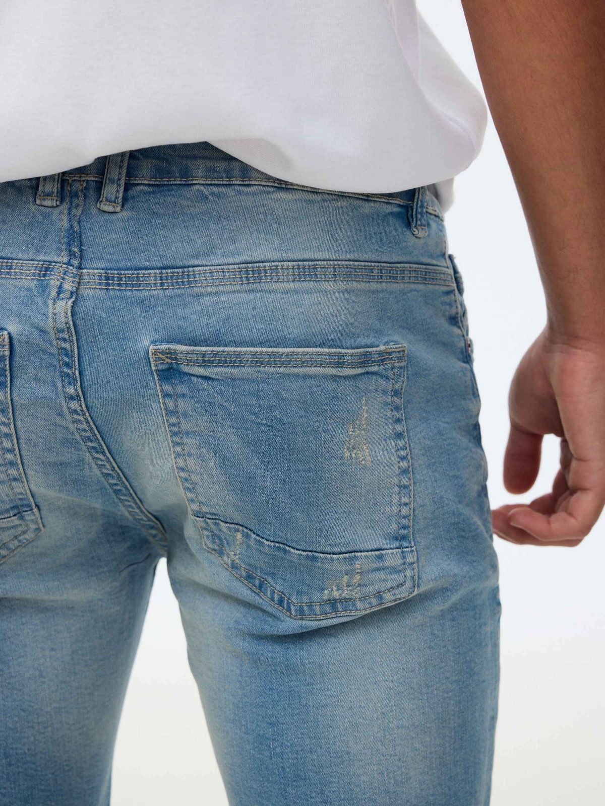 Five-pocket denim Bermuda shorts blue detail view
